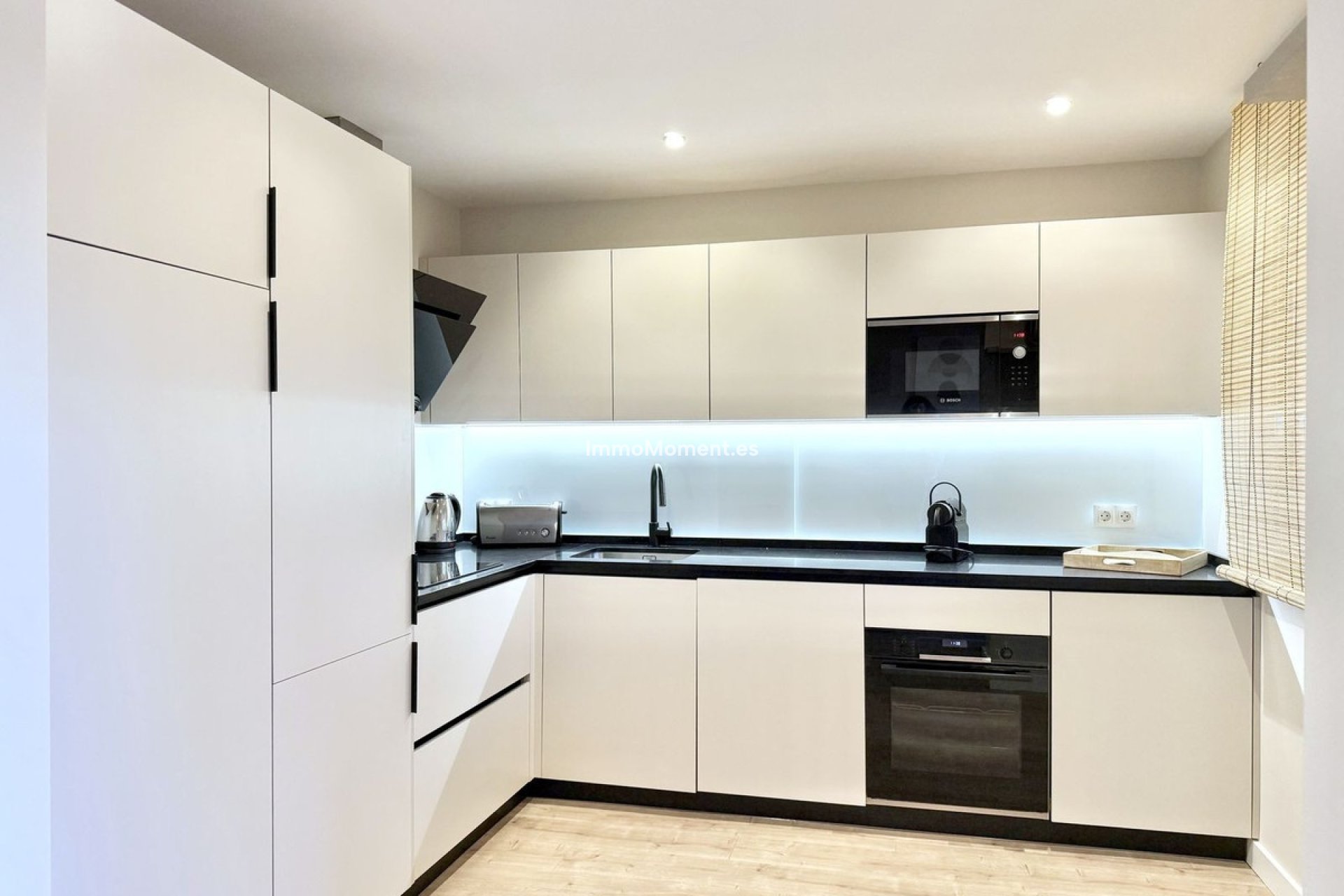 Resale - Apartment - Benahavís - Benahavís Centro