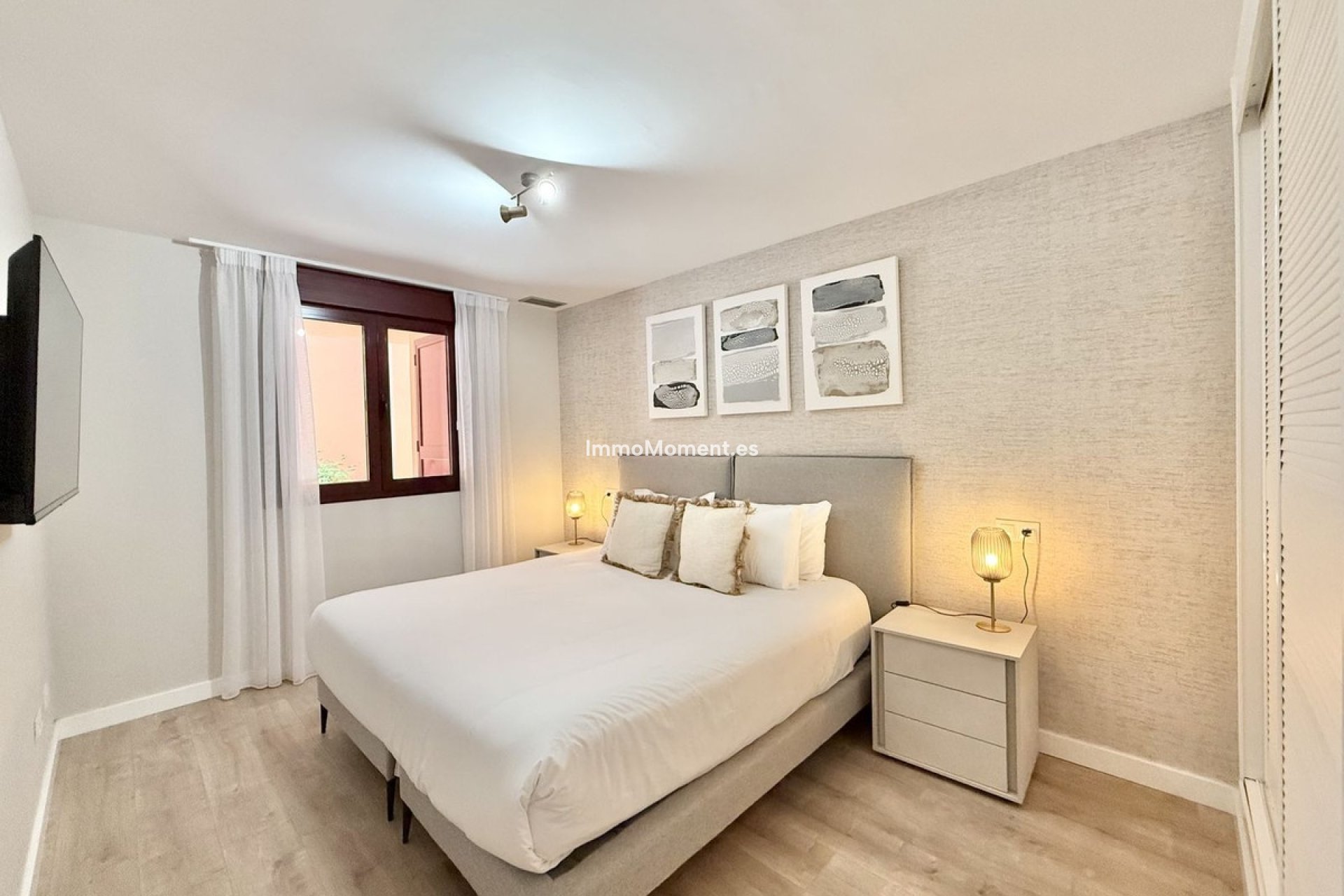 Resale - Apartment - Benahavís - Benahavís Centro