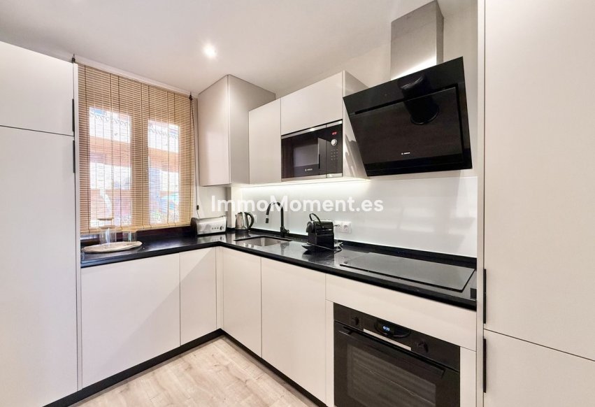 Resale - Apartment - Benahavís - Benahavís Centro