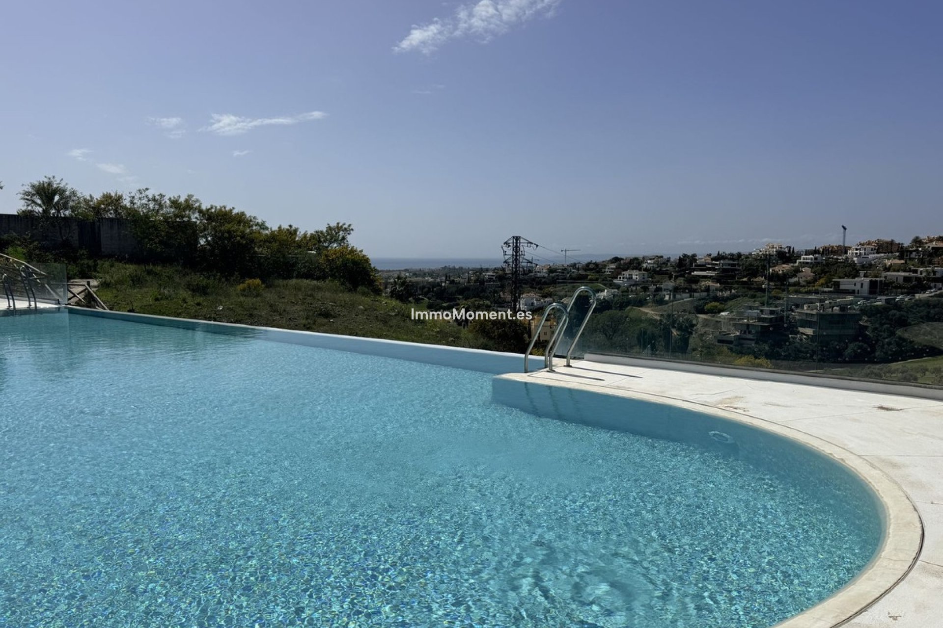 Resale - Apartment - Benahavís - Benahavís Centro