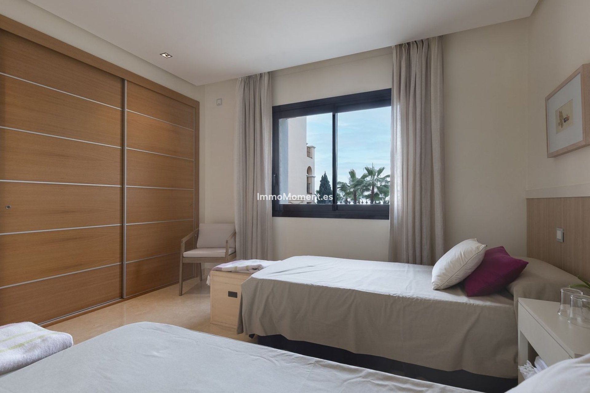 Resale - Apartment - Benahavís - Benahavís Centro