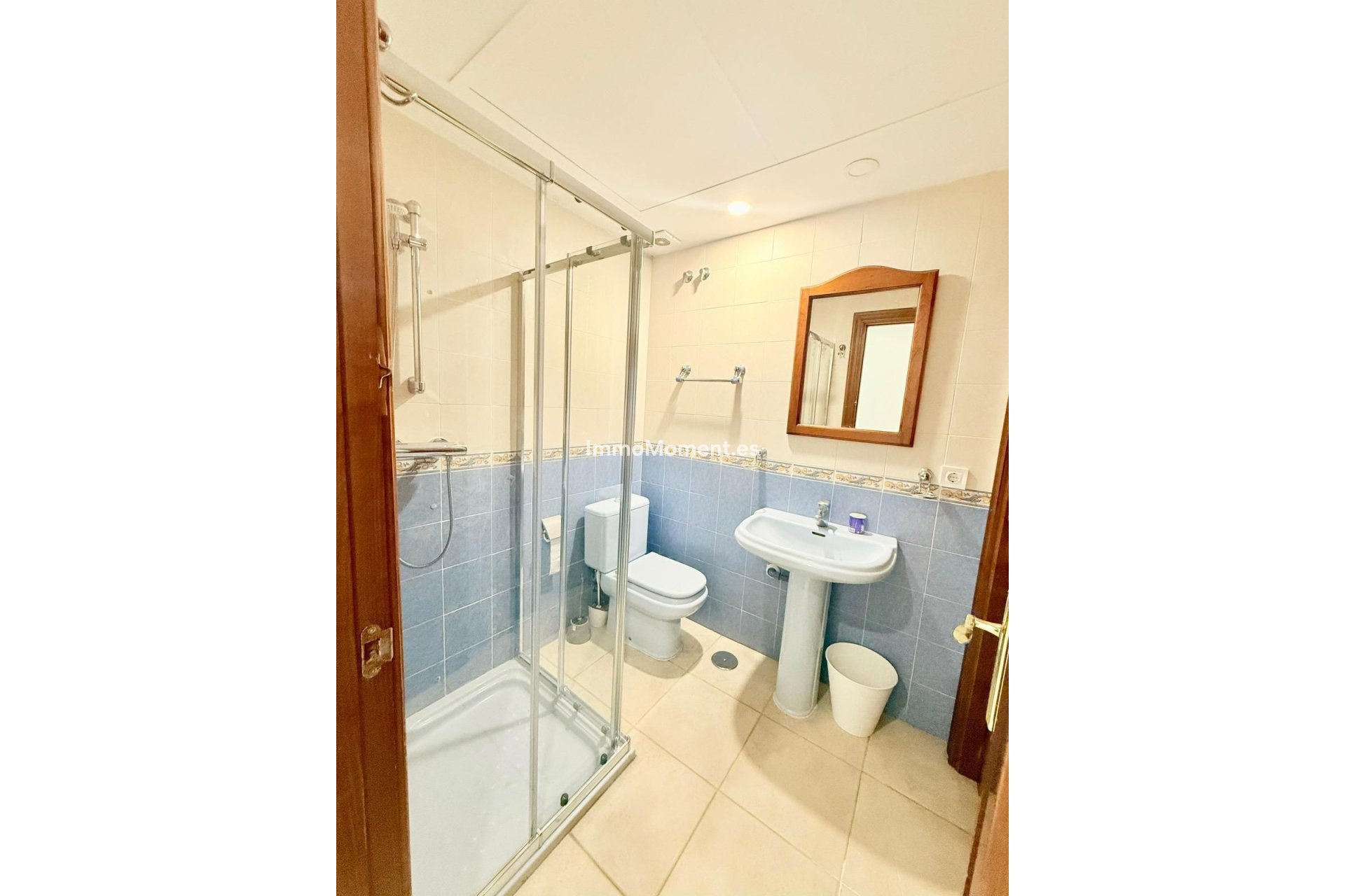 Resale - Apartment - Benahavís - Benahavís Centro