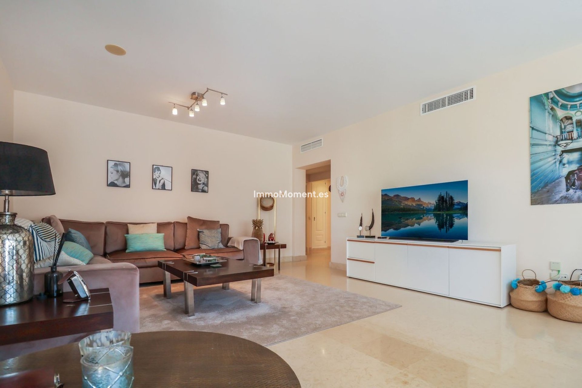 Resale - Apartment - Benahavís - Benahavís Centro