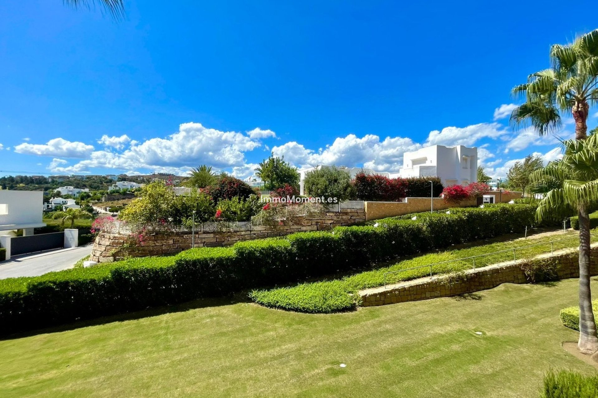 Resale - Apartment - Benahavís - Benahavís Centro