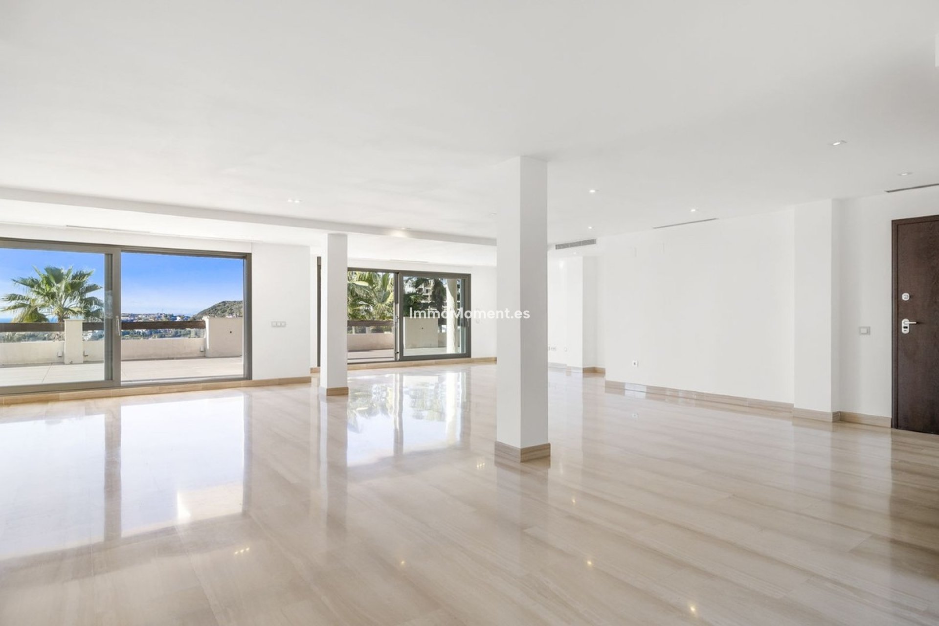 Resale - Apartment - Benahavís - Benahavís Centro