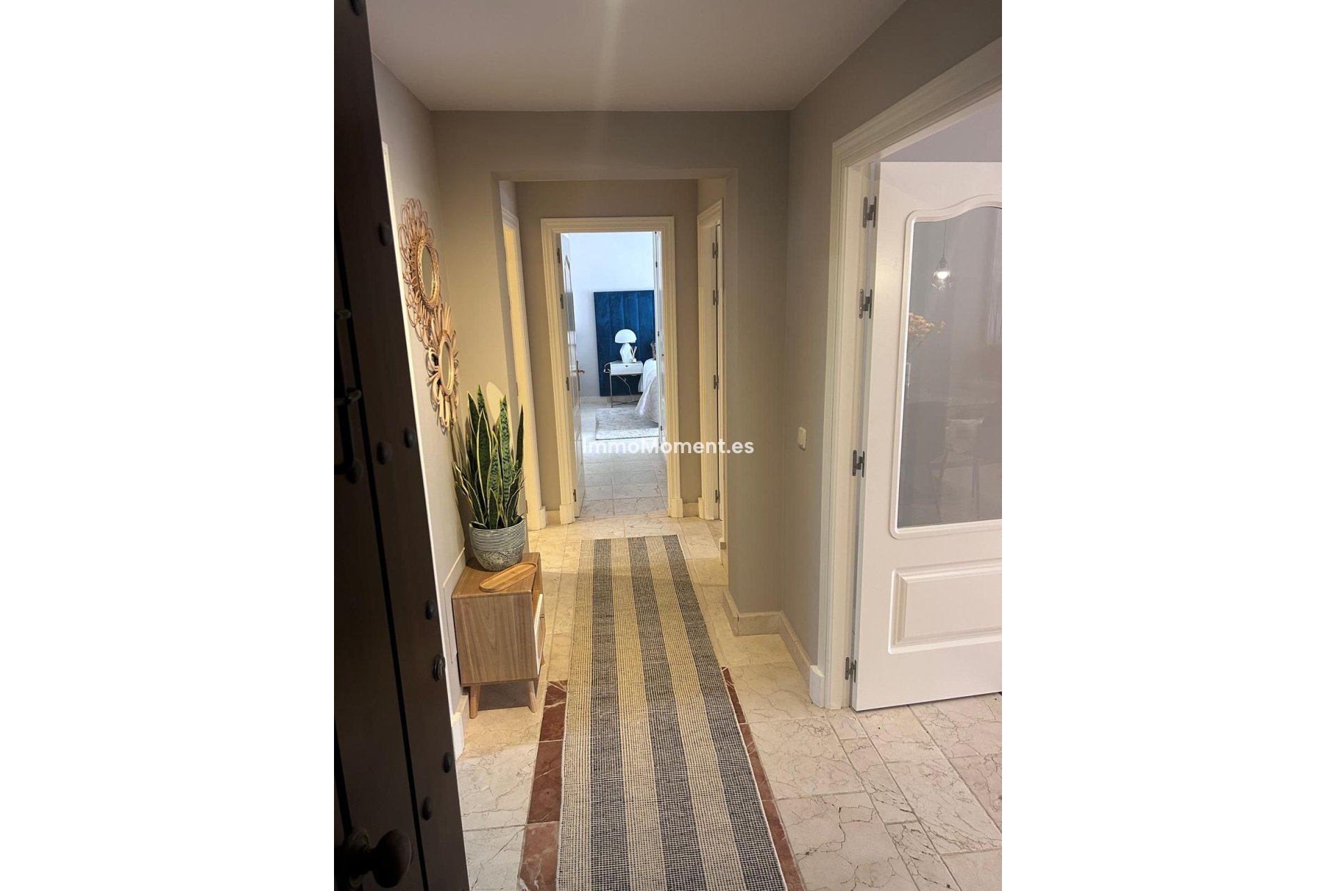 Resale - Apartment - Benahavís - Benahavís Centro