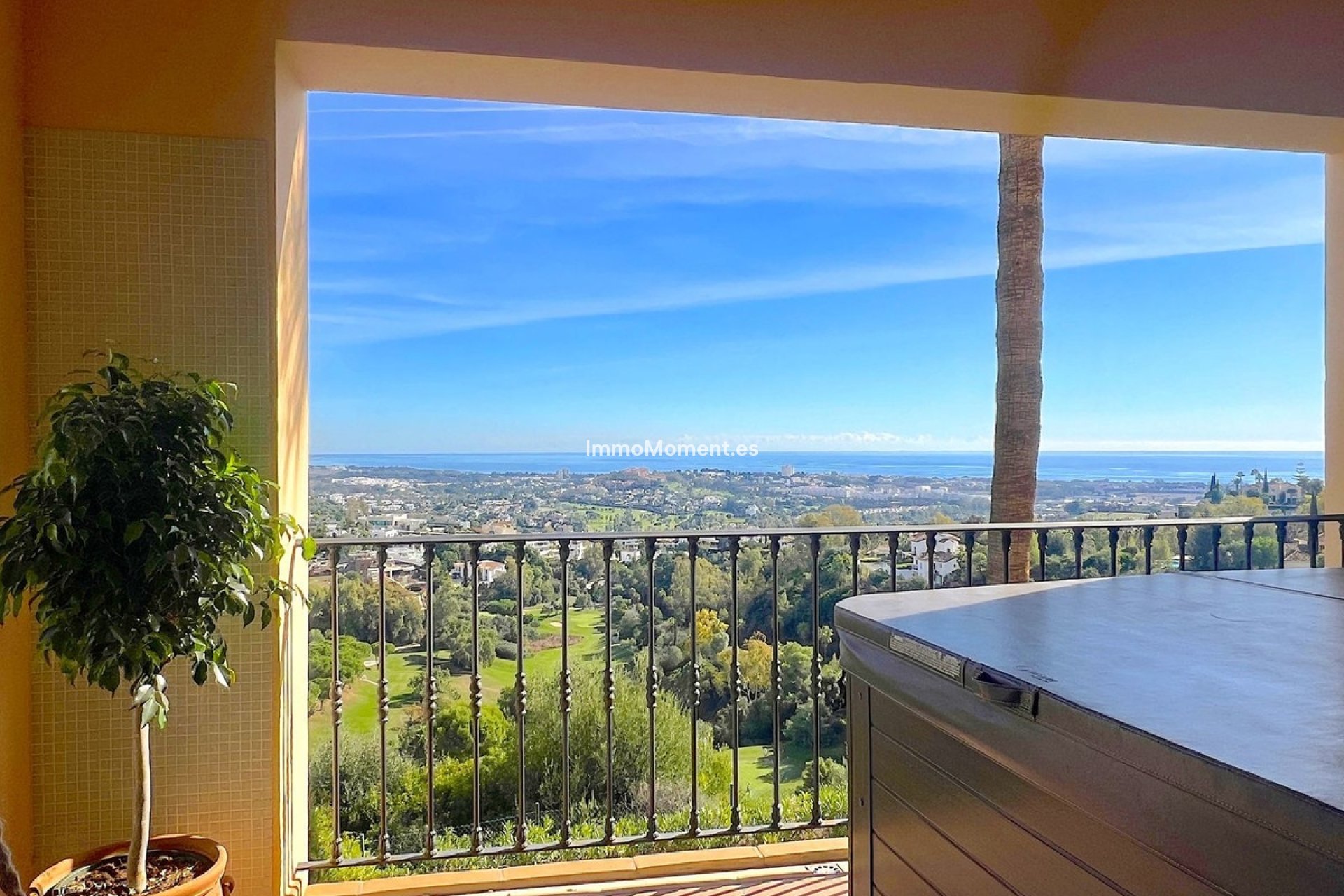 Resale - Apartment - Benahavís - Benahavís Centro