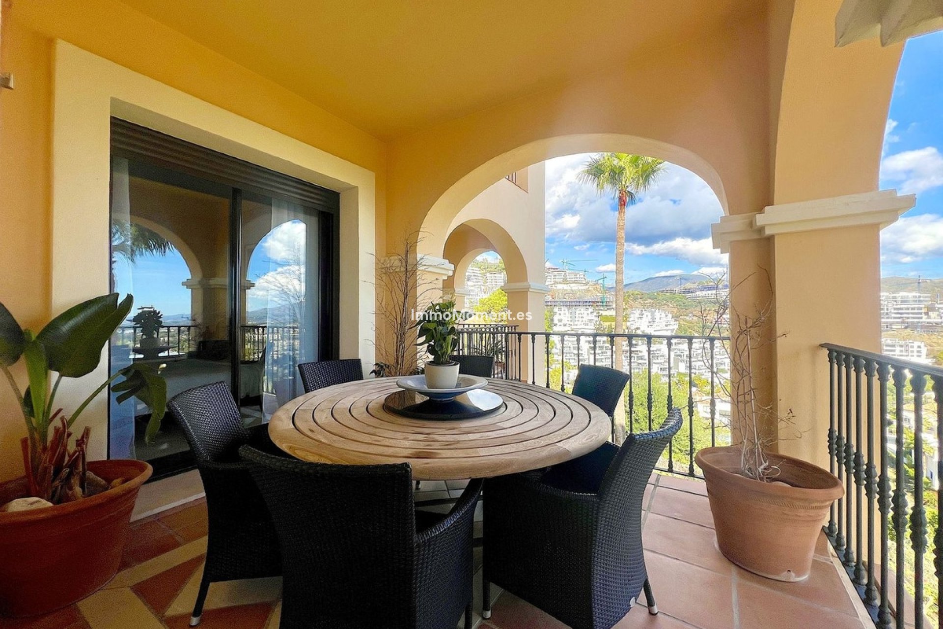 Resale - Apartment - Benahavís - Benahavís Centro