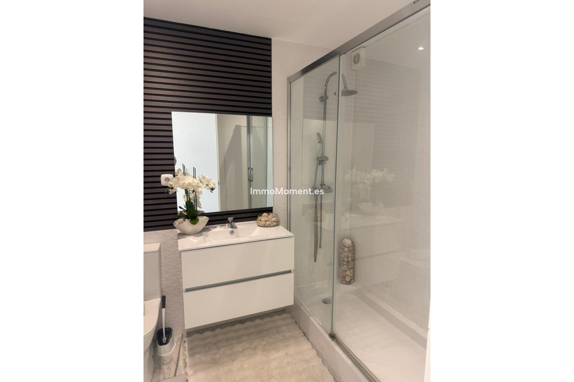 Resale - Apartment - Benahavís - Benahavís Centro