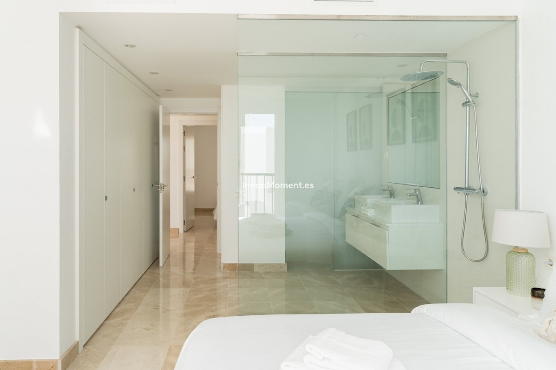 Resale - Apartment - Benahavís - Benahavís Centro