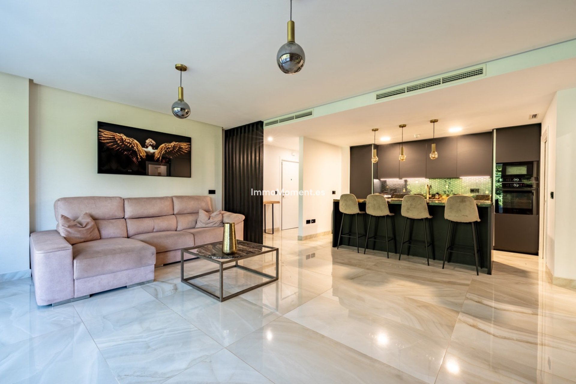 Resale - Apartment - Benahavís - Benahavís Centro