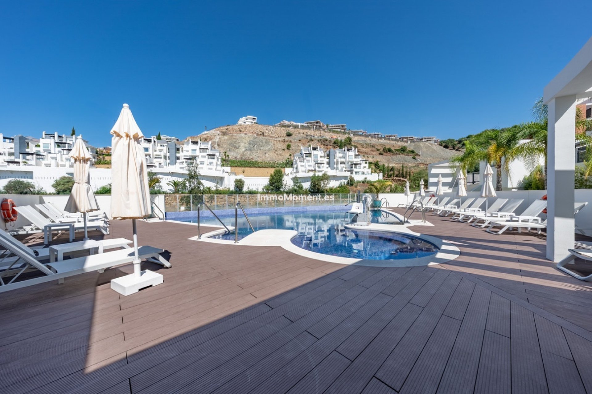 Resale - Apartment - Benahavís - Benahavís Centro