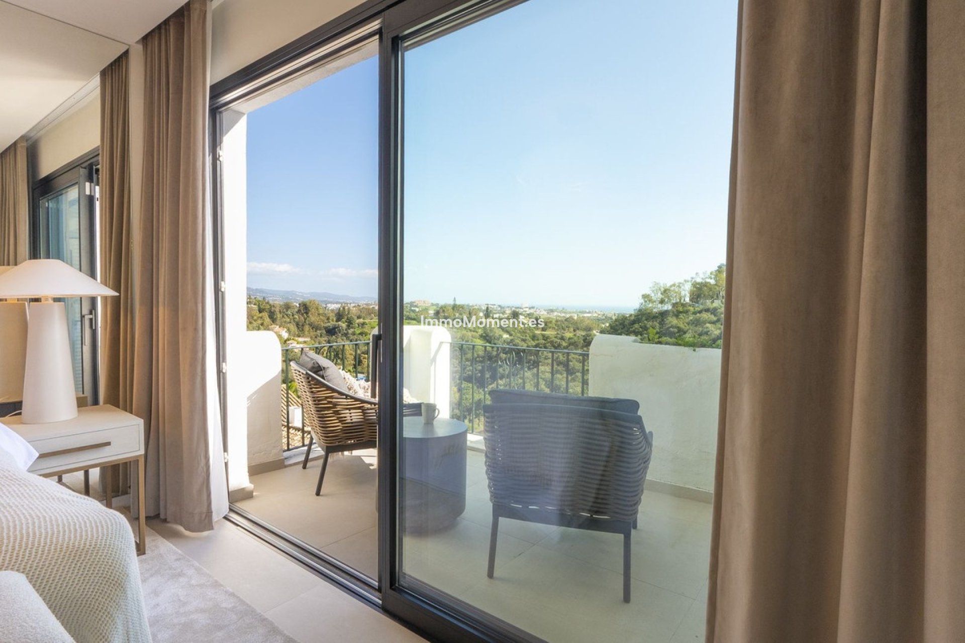 Resale - Apartment - Benahavís - Benahavís Centro