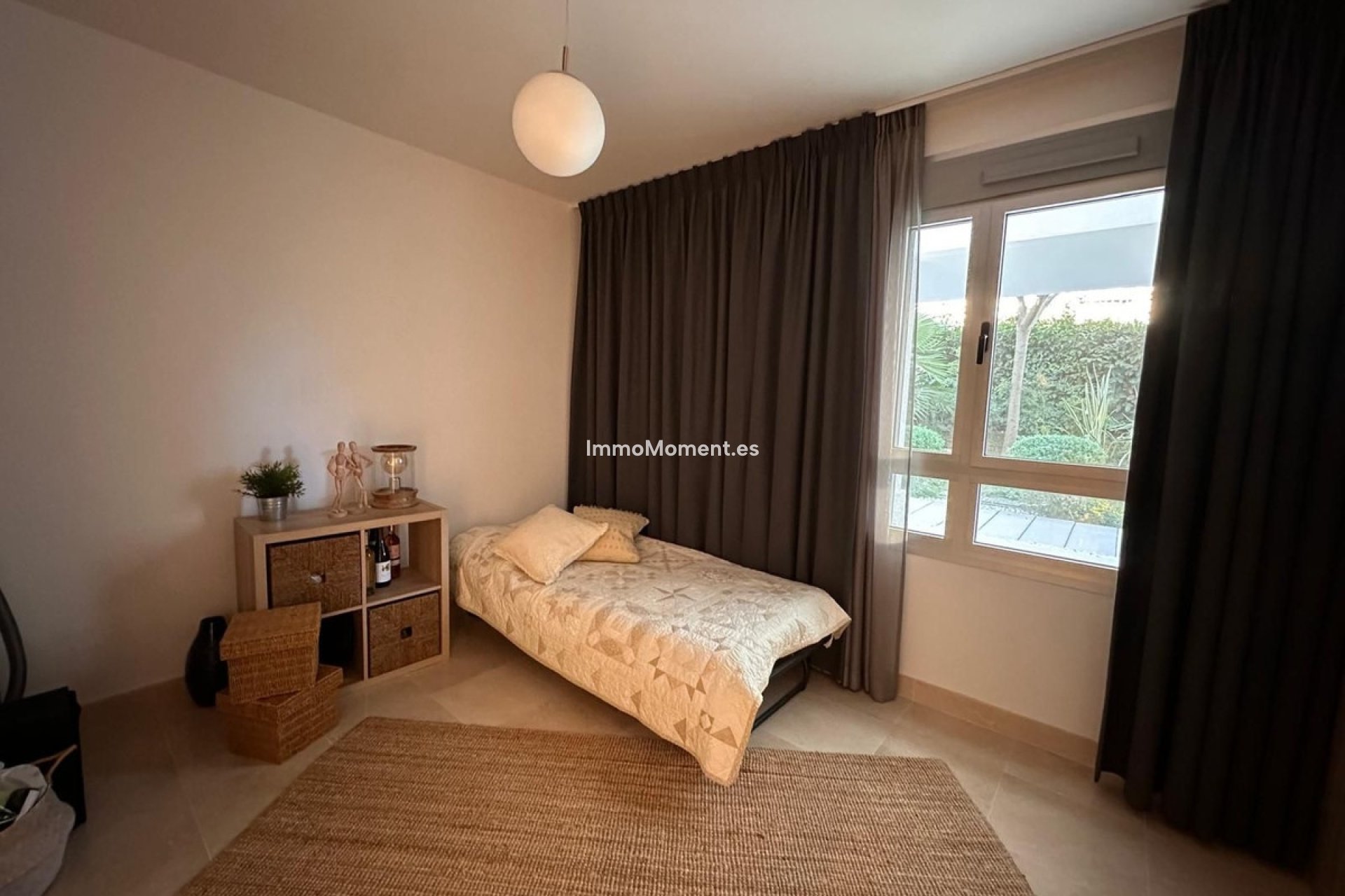 Resale - Apartment - Benahavís - Benahavís Centro