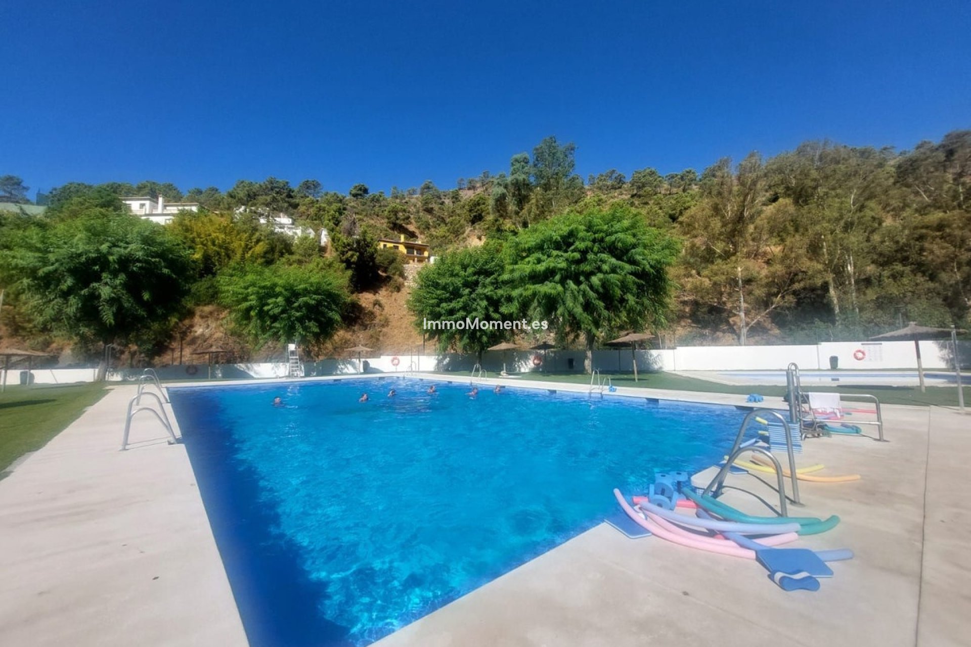 Resale - Apartment - Benahavís - Benahavís Centro