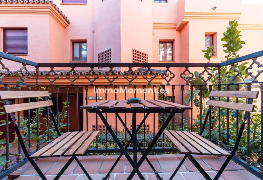 Resale - Apartment - Benahavís - Benahavís Centro