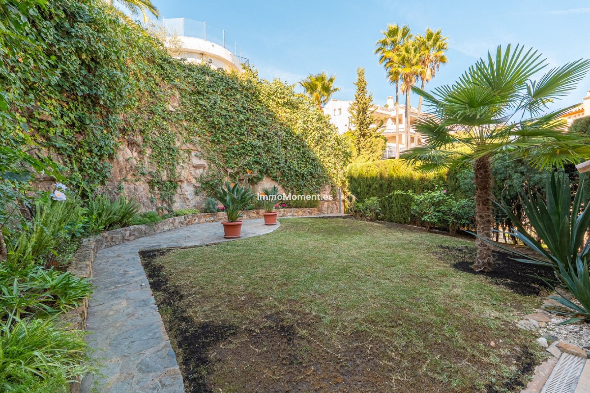 Resale - Apartment - Benahavís - Benahavís Centro