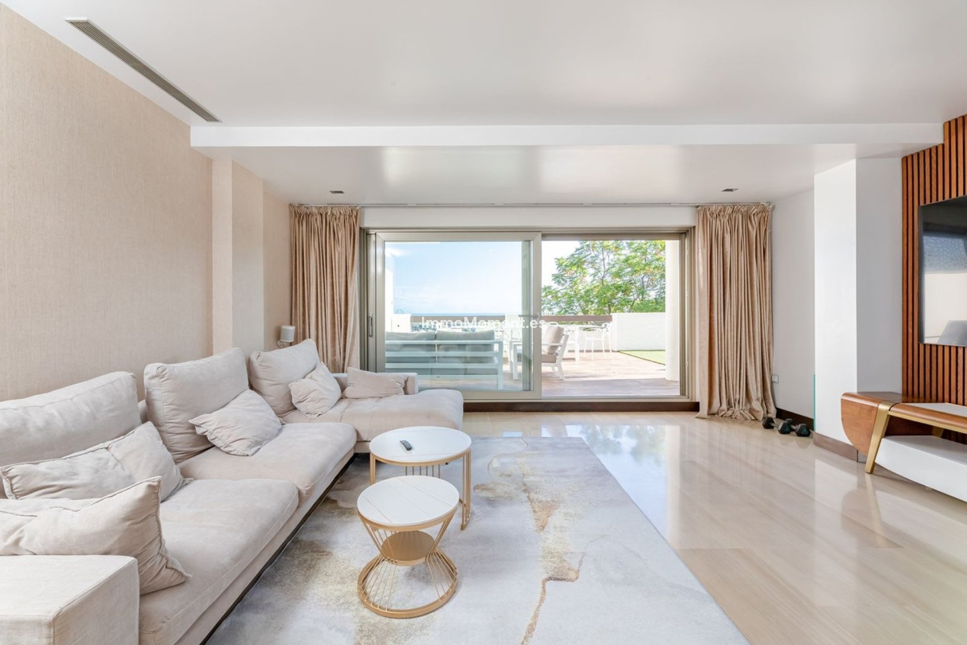 Resale - Apartment - Benahavís - Benahavís Centro