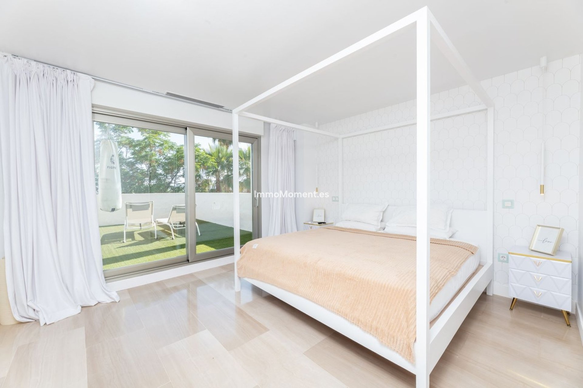 Resale - Apartment - Benahavís - Benahavís Centro