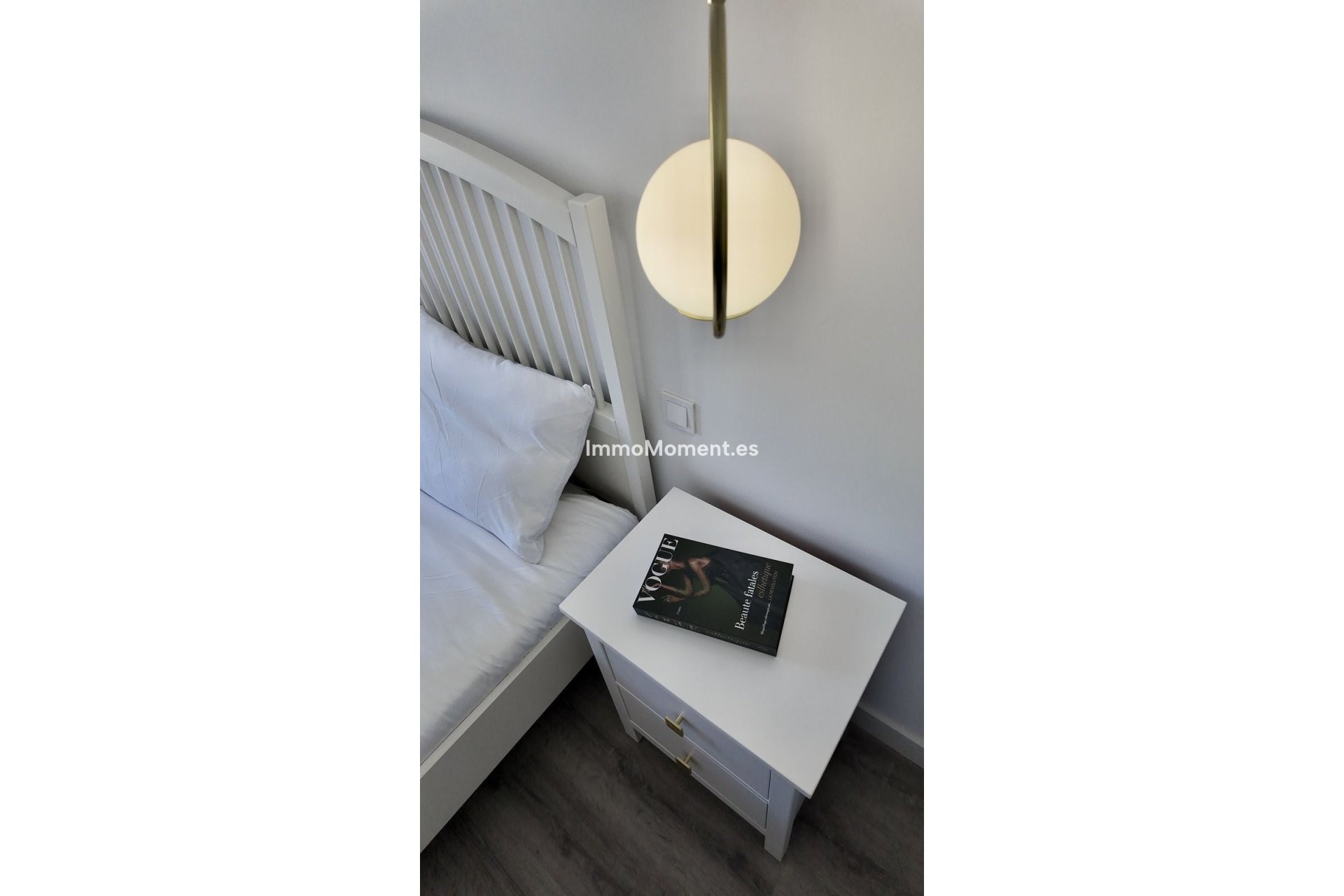 Resale - Apartment - Benahavís - Benahavís Centro