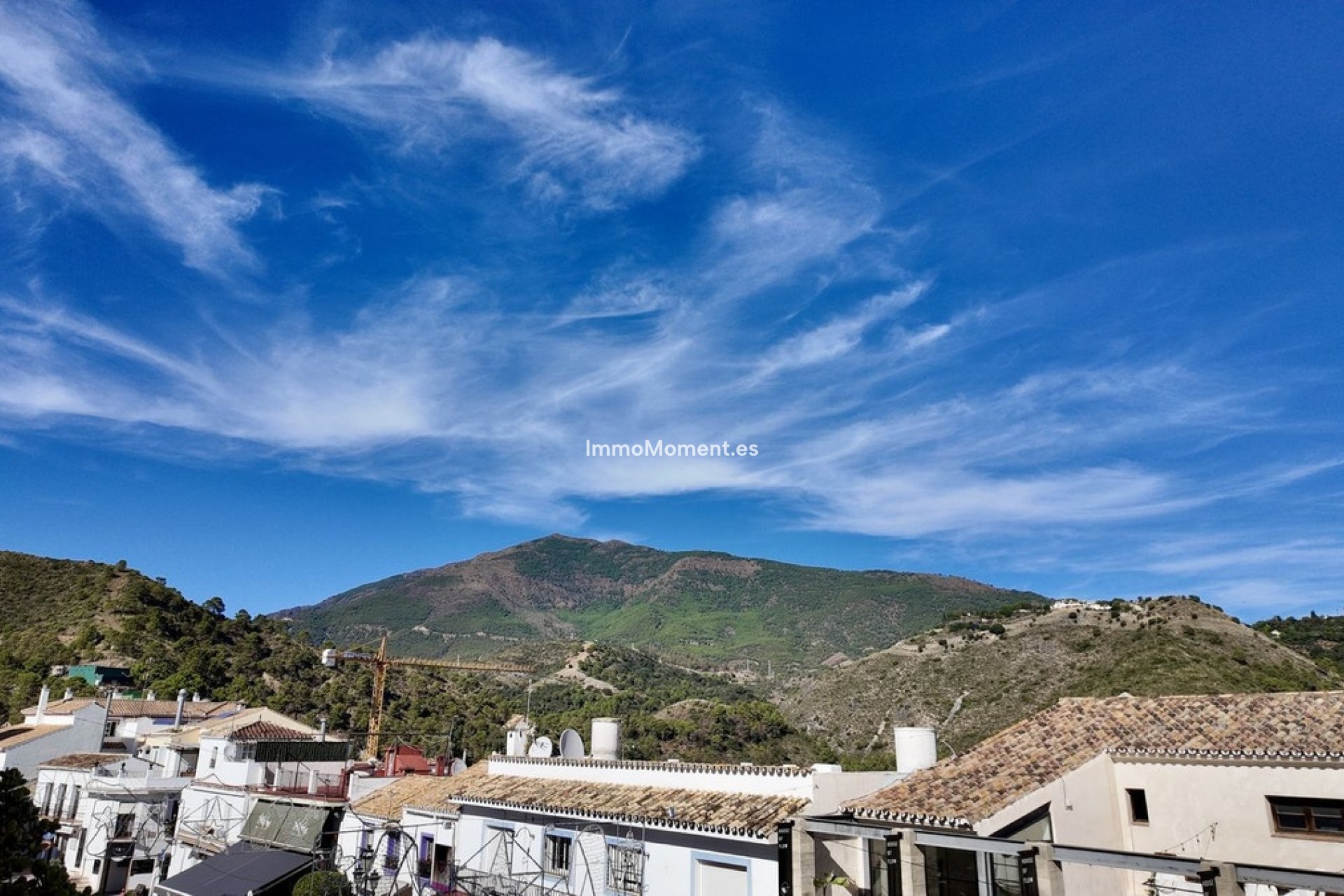 Resale - Apartment - Benahavís - Benahavís Centro