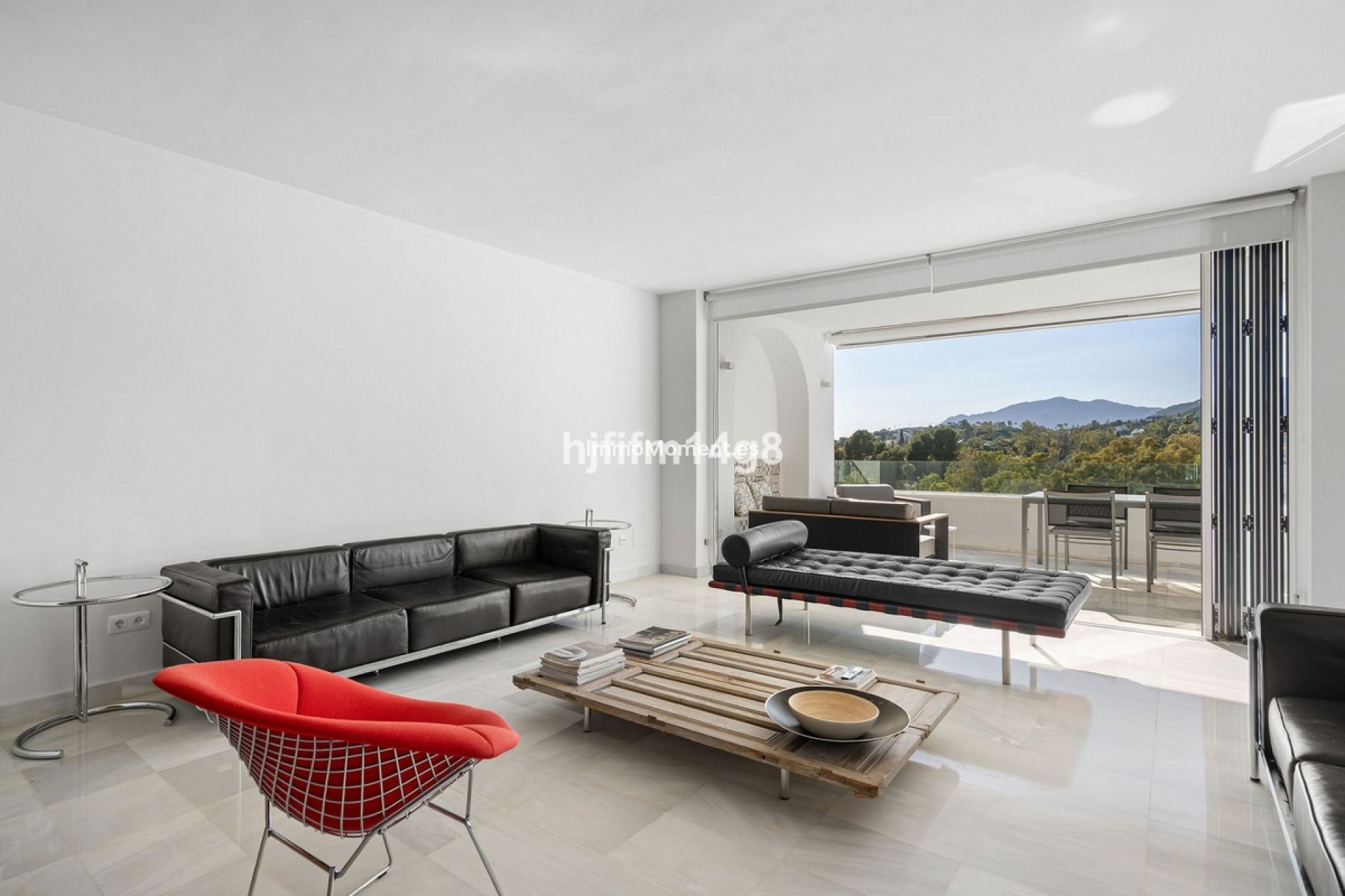 Resale - Apartment - Benahavís - Benahavís Centro