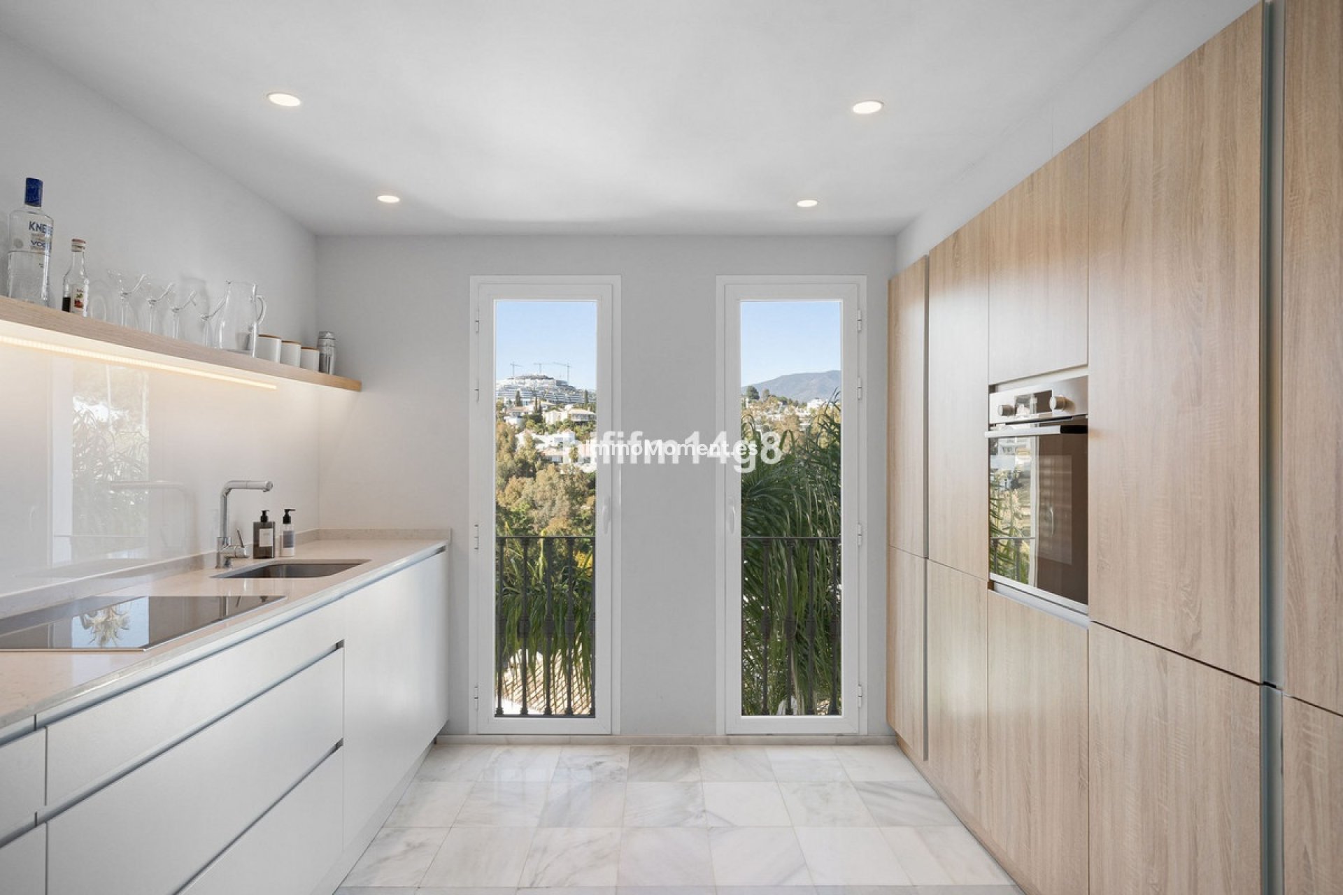 Resale - Apartment - Benahavís - Benahavís Centro