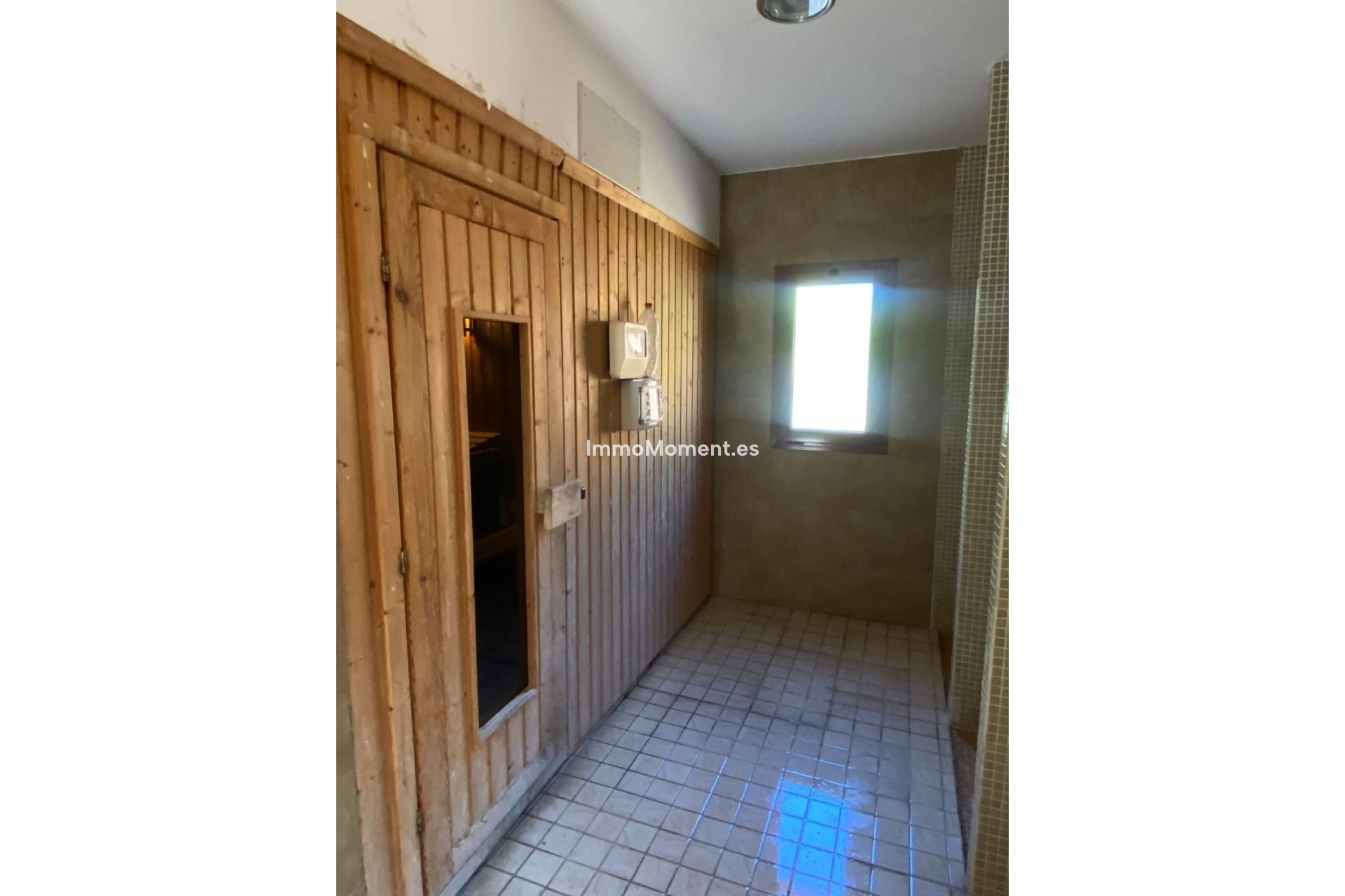 Resale - Apartment - Benahavís - Benahavís Centro