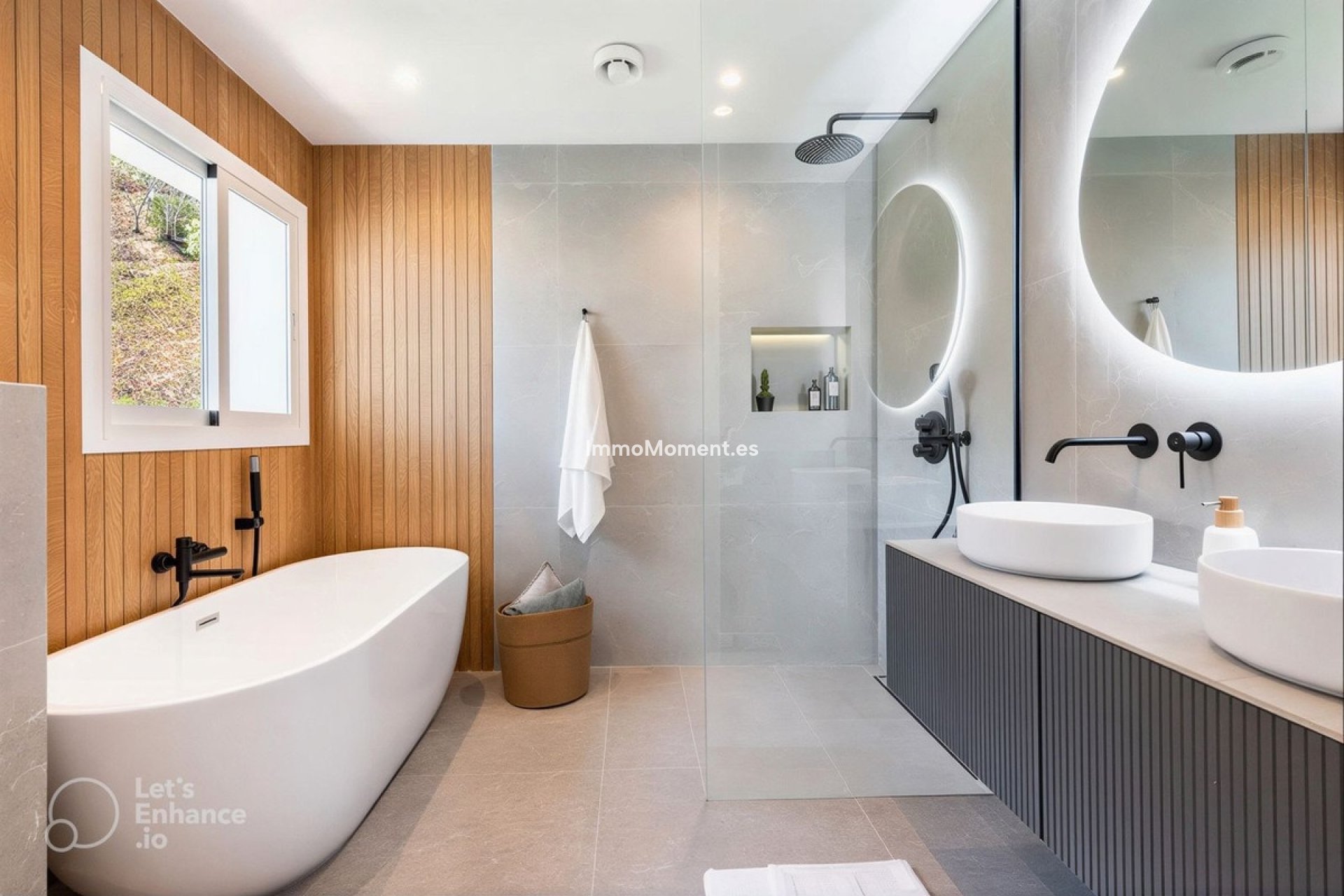 Resale - Apartment - Benahavís - Benahavís Centro