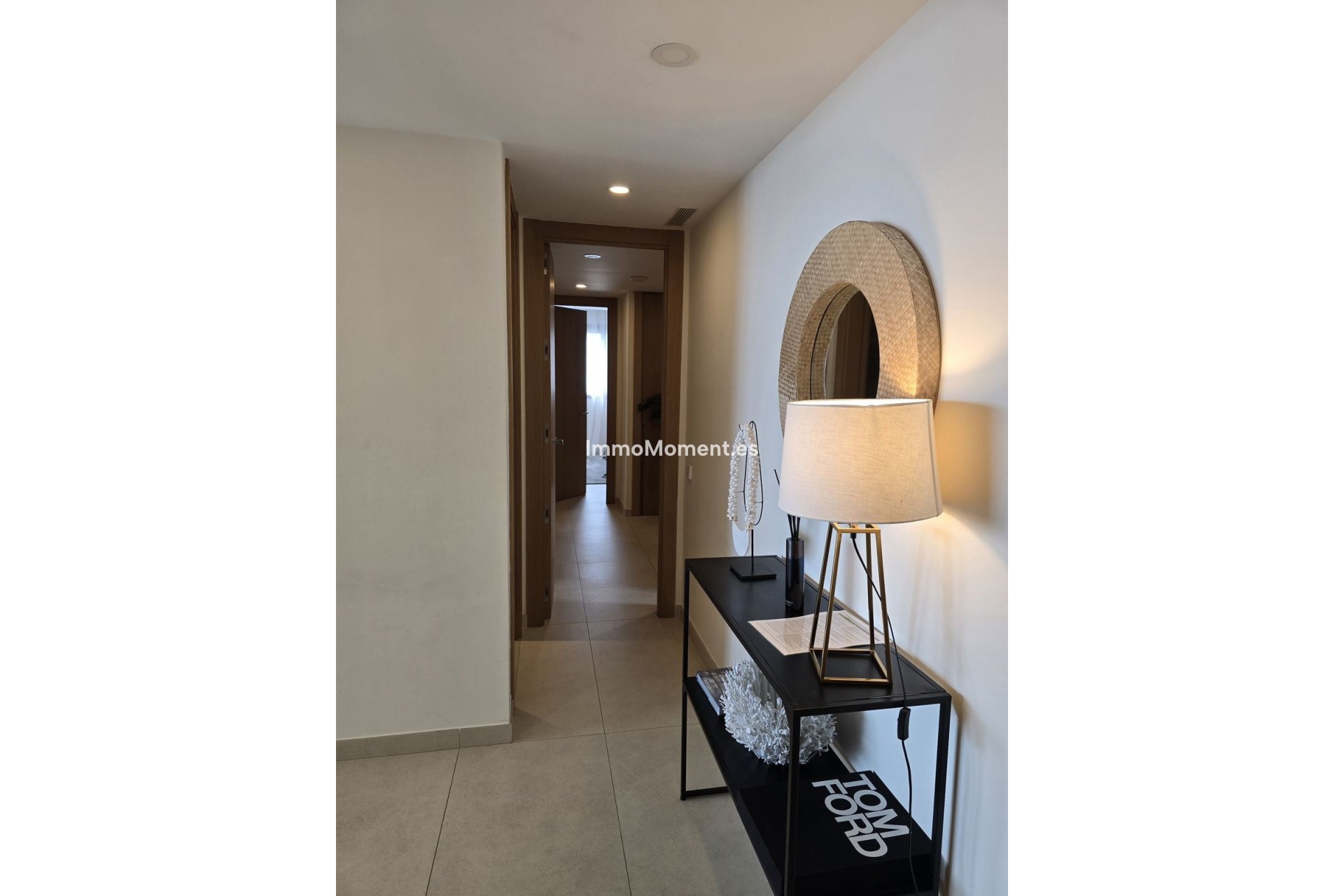 Resale - Apartment - Benahavís - Benahavís Centro