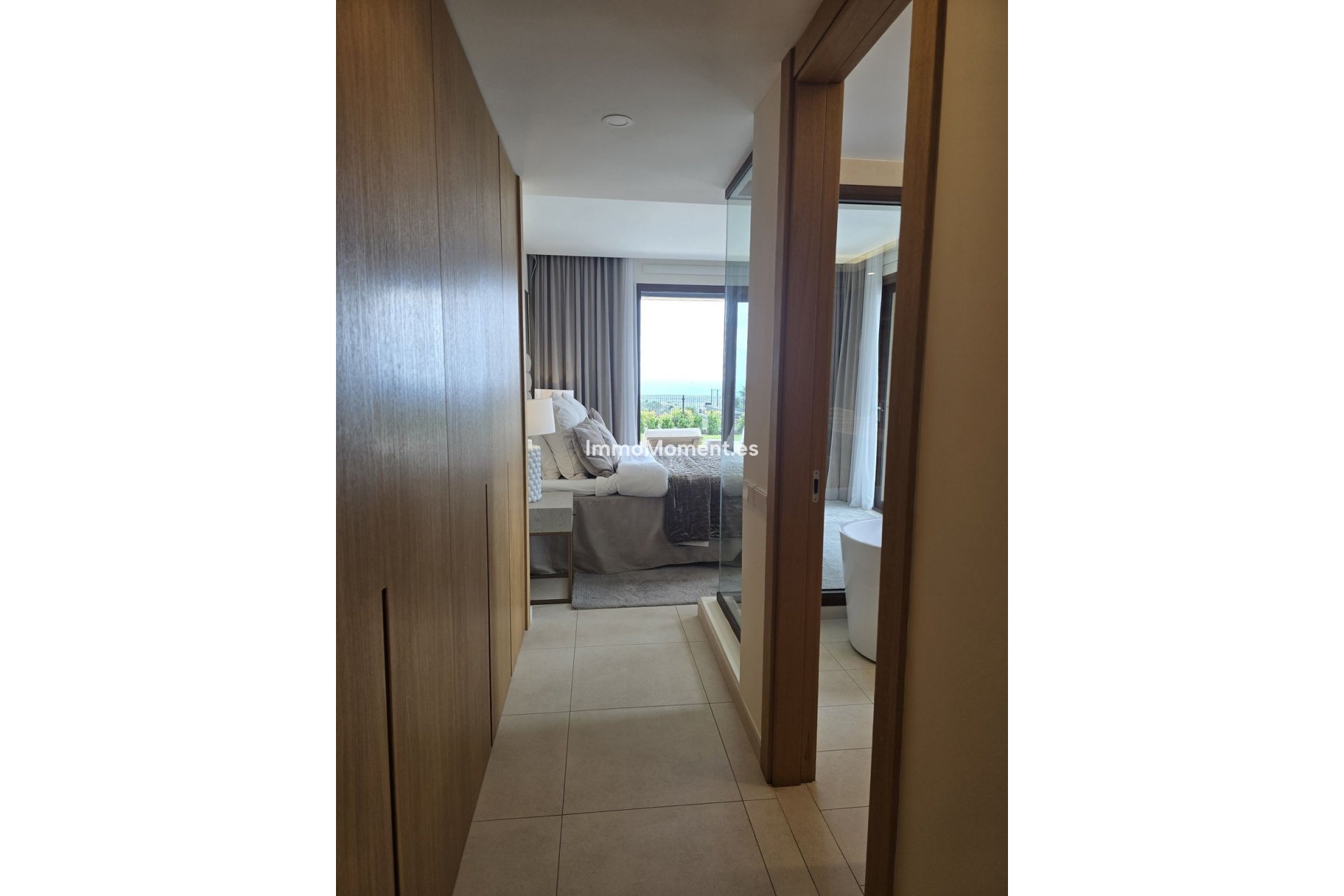 Resale - Apartment - Benahavís - Benahavís Centro