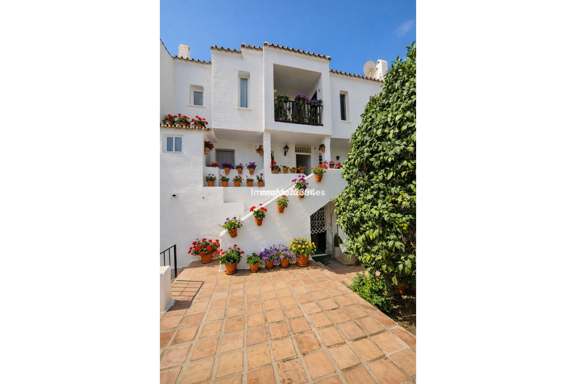 Resale - Apartment - Benahavís - Benahavís Centro