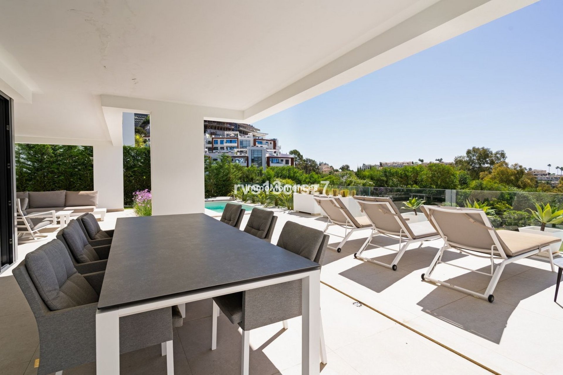 Resale - Apartment - Benahavís - Benahavís Centro