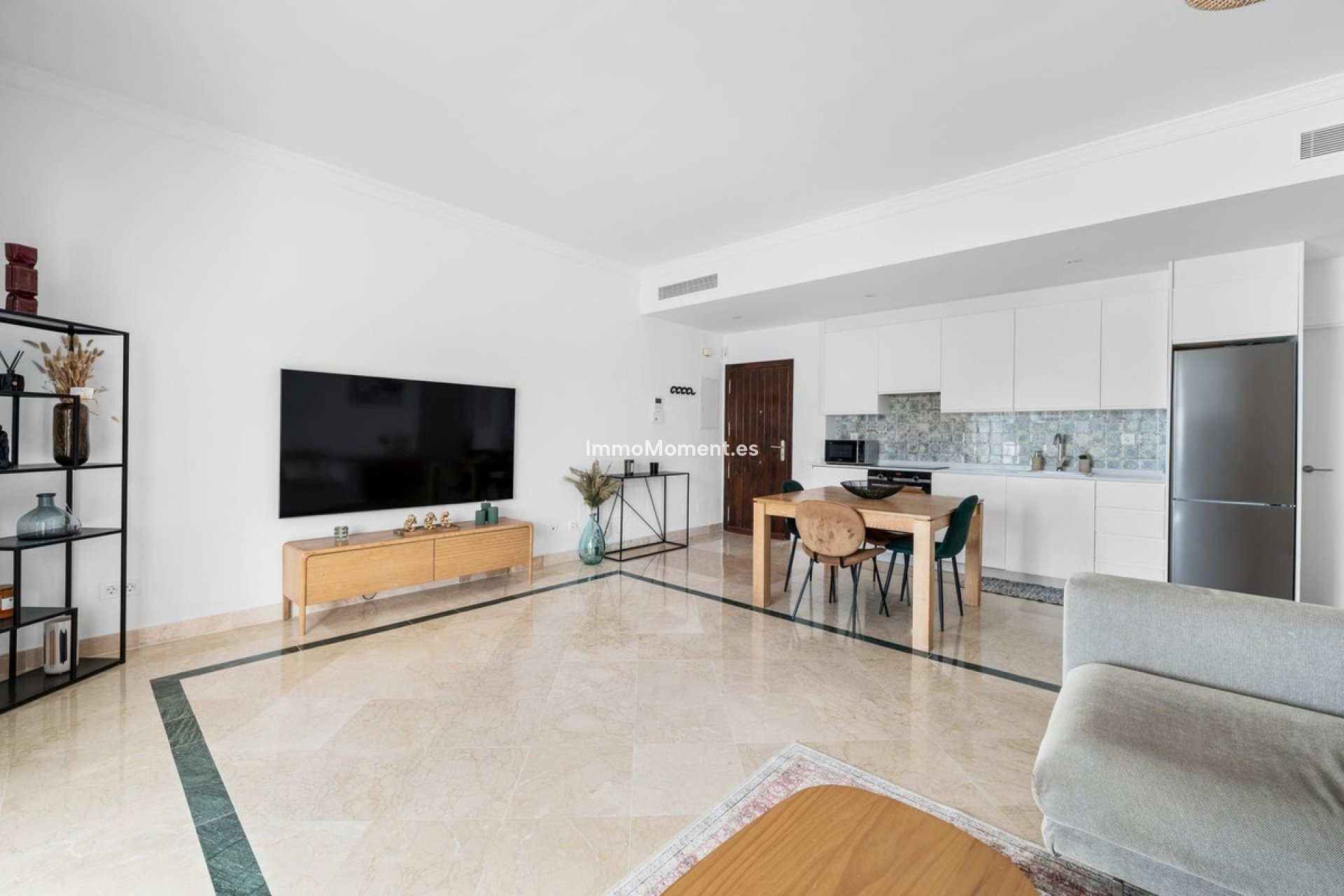 Resale - Apartment - Benahavís - Benahavís Centro
