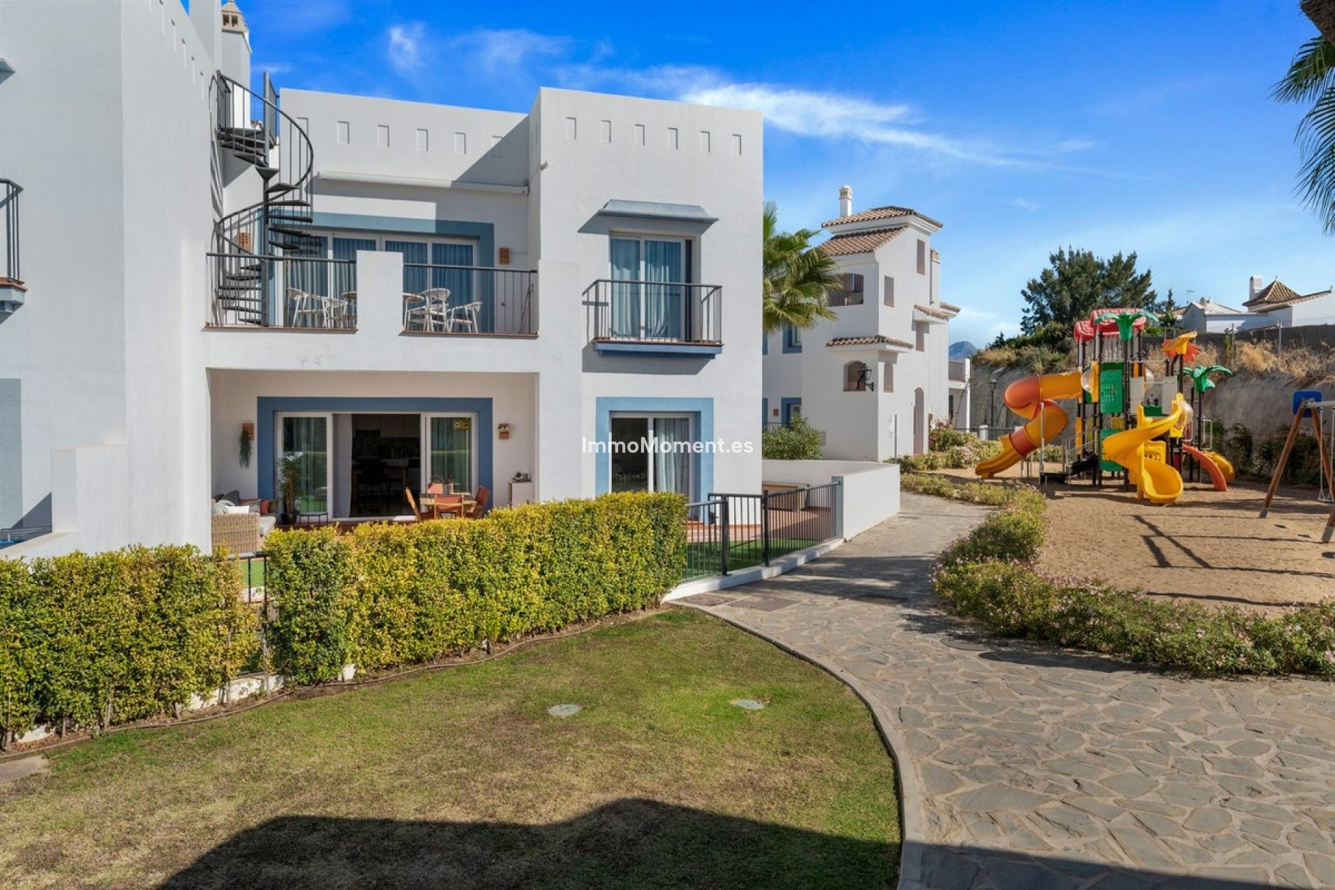 Resale - Apartment - Benahavís - Benahavís Centro