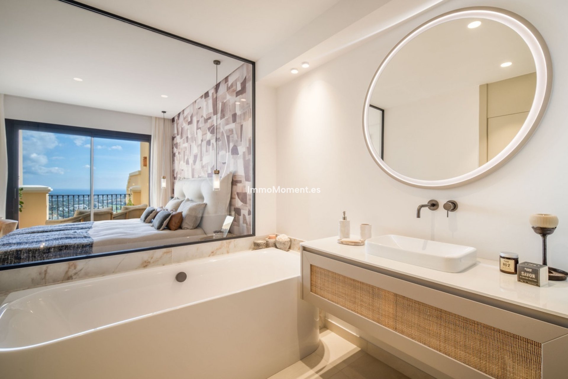 Resale - Apartment - Benahavís - Benahavís Centro