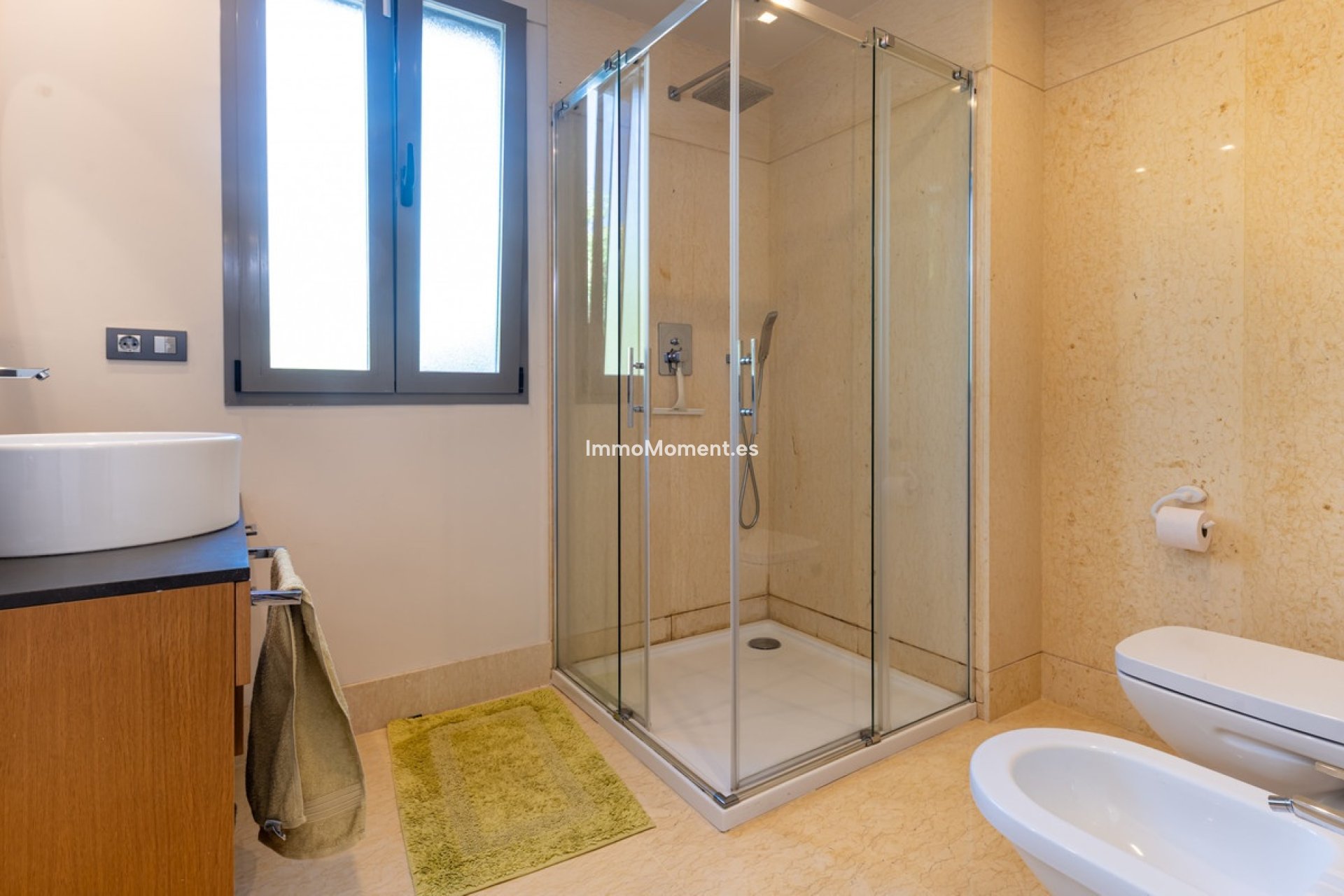 Resale - Apartment - Benahavís - Benahavís Centro