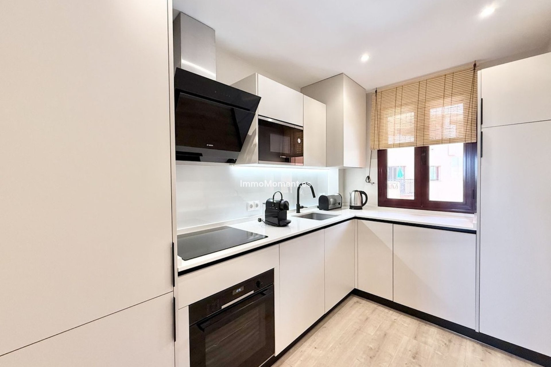 Resale - Apartment - Benahavís - Benahavís Centro