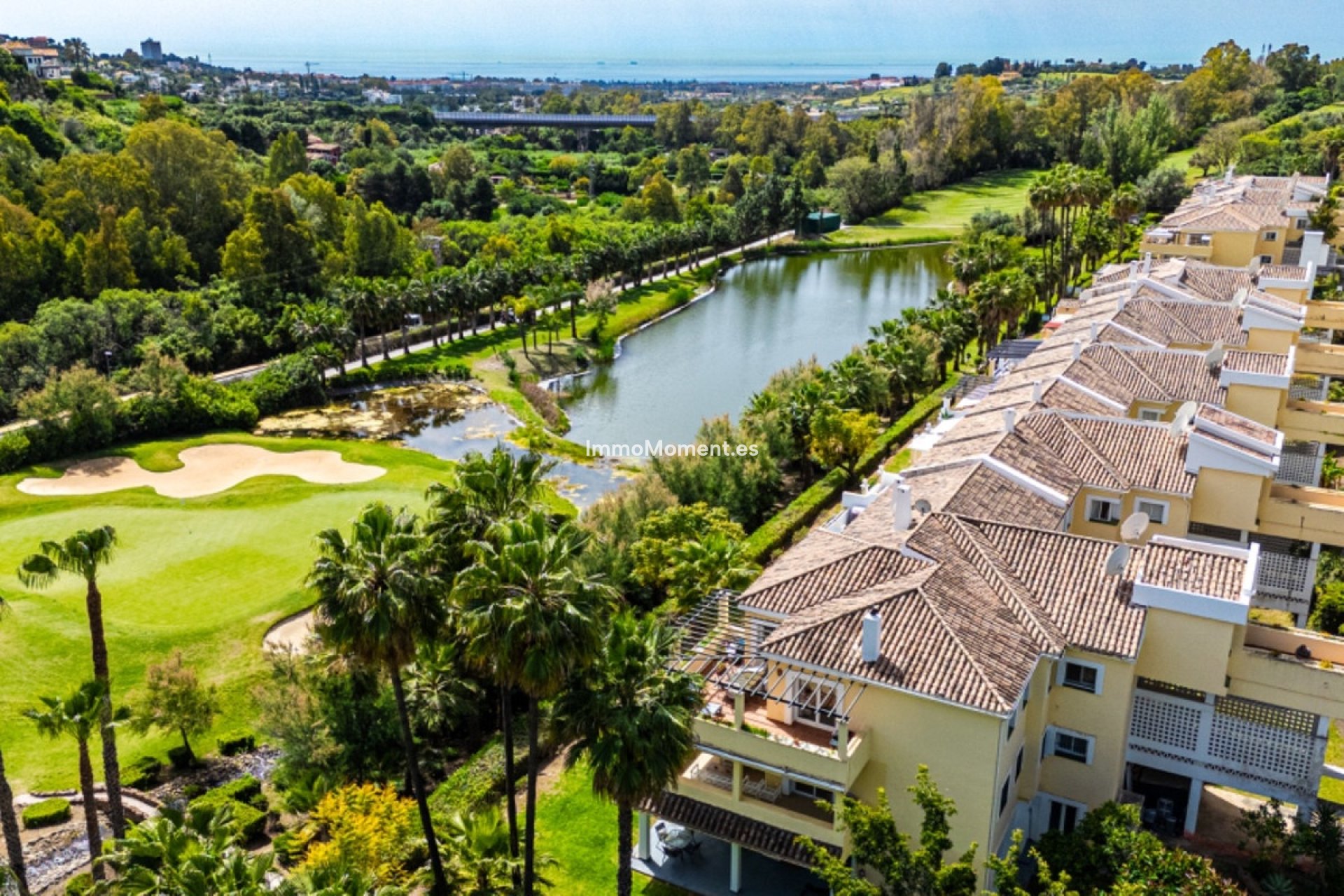 Resale - Apartment - Benahavís - Benahavís Centro