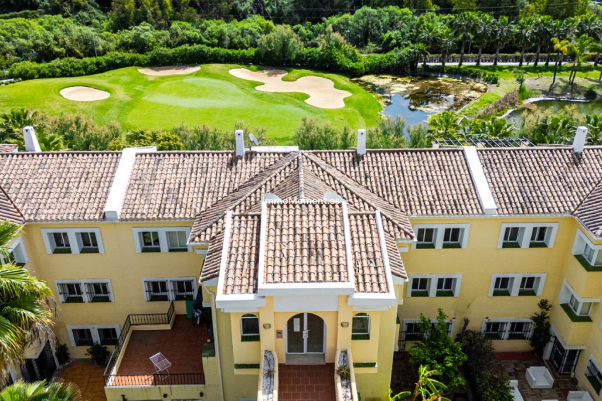 Resale - Apartment - Benahavís - Benahavís Centro