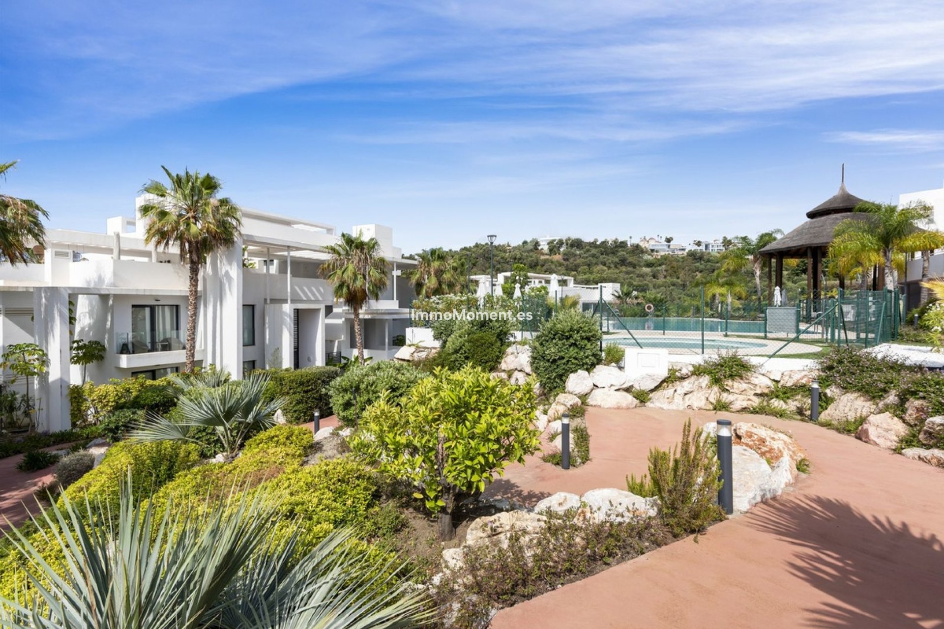 Resale - Apartment - Benahavís - Benahavís Centro