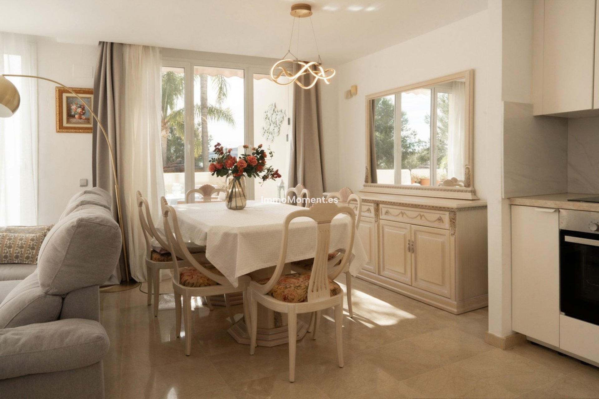 Resale - Apartment - Benahavís - Benahavís Centro