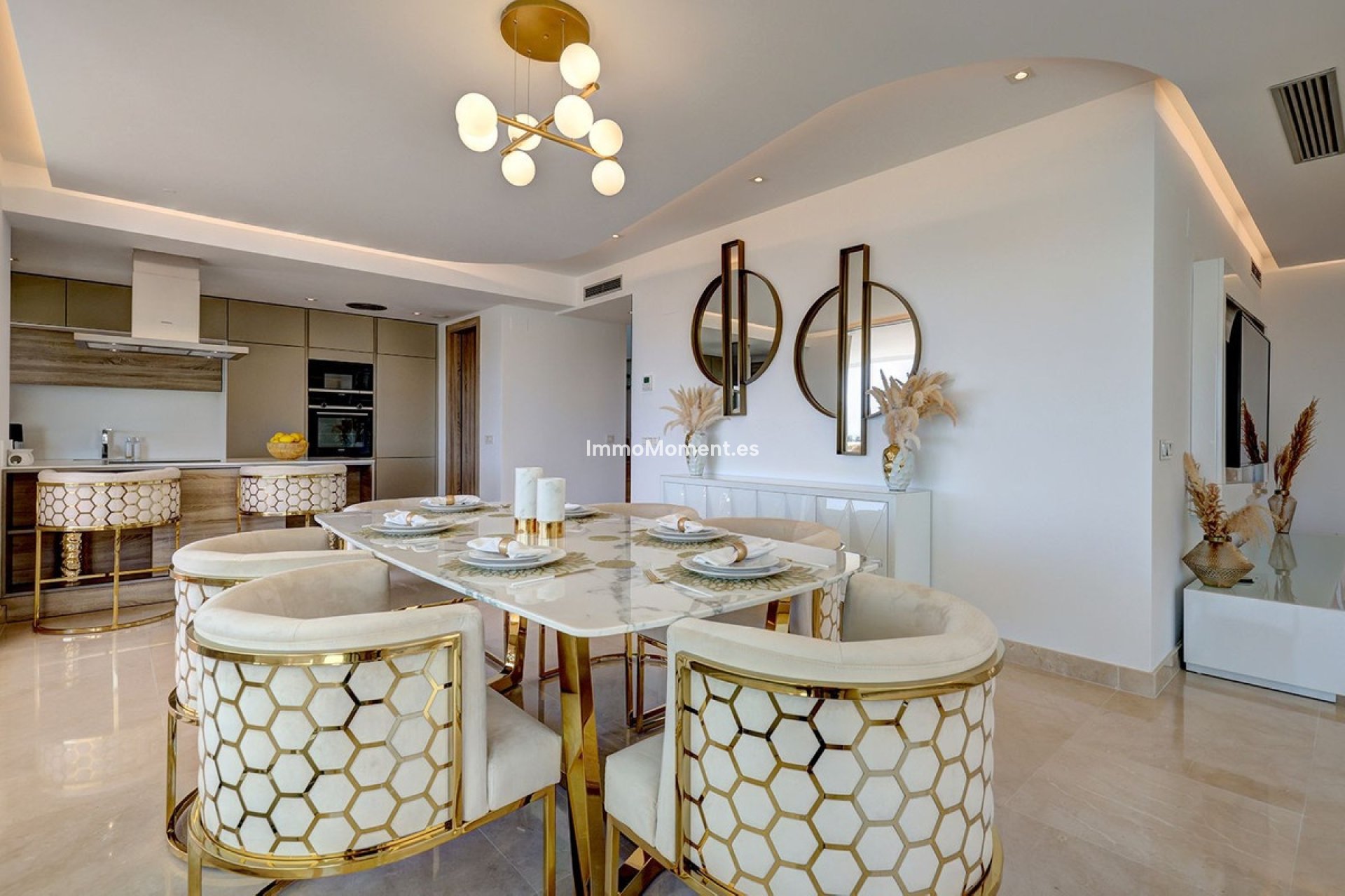 Resale - Apartment - Benahavís - Benahavís Centro