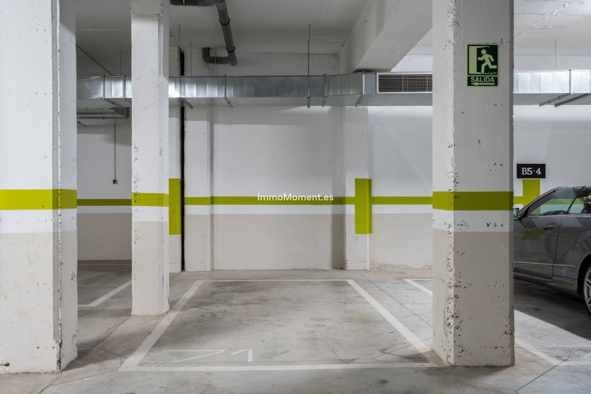 Resale - Apartment - Benahavís - Benahavís Centro