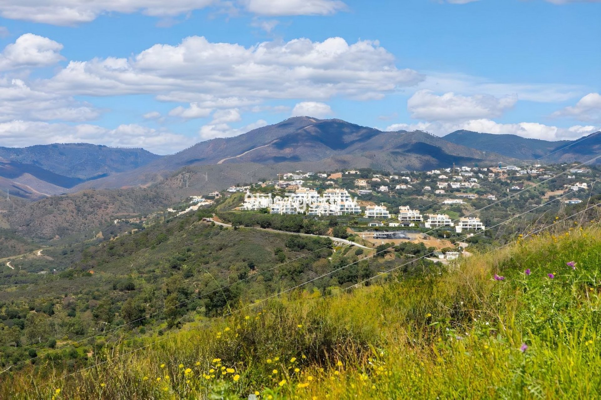 Resale - Apartment - Benahavís - Benahavís Centro