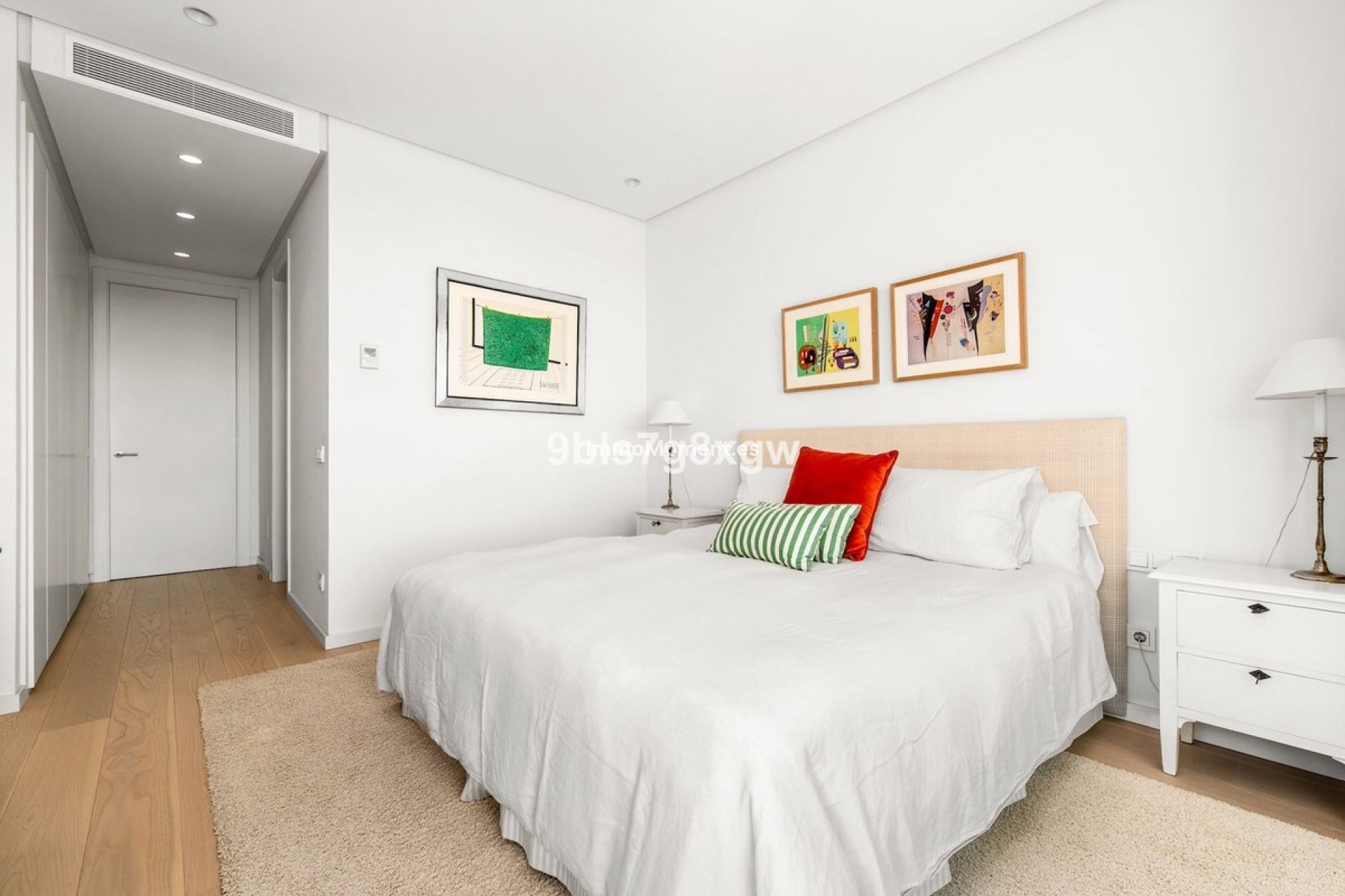 Resale - Apartment - Benahavís - Benahavís Centro