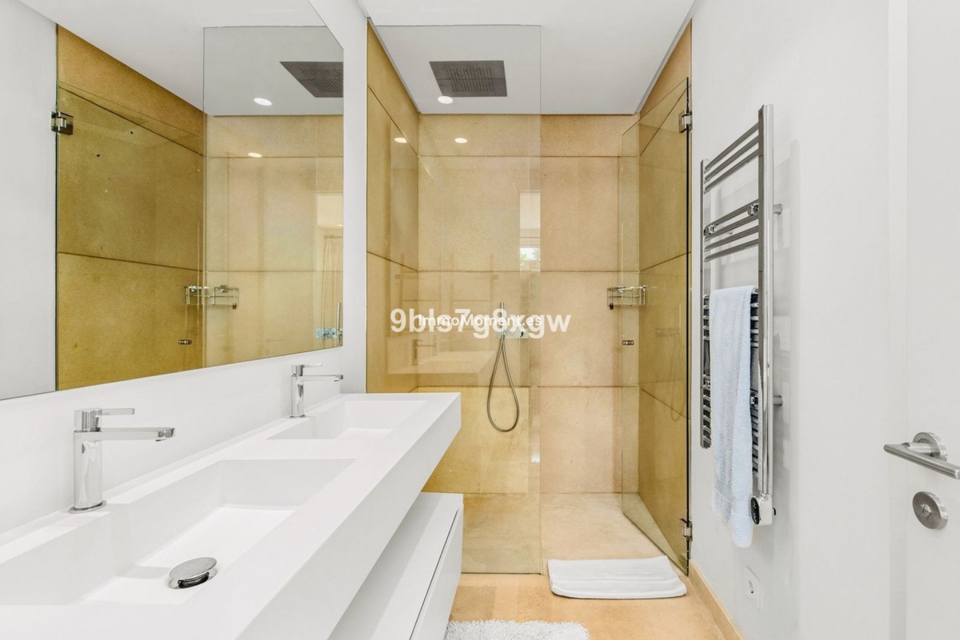 Resale - Apartment - Benahavís - Benahavís Centro