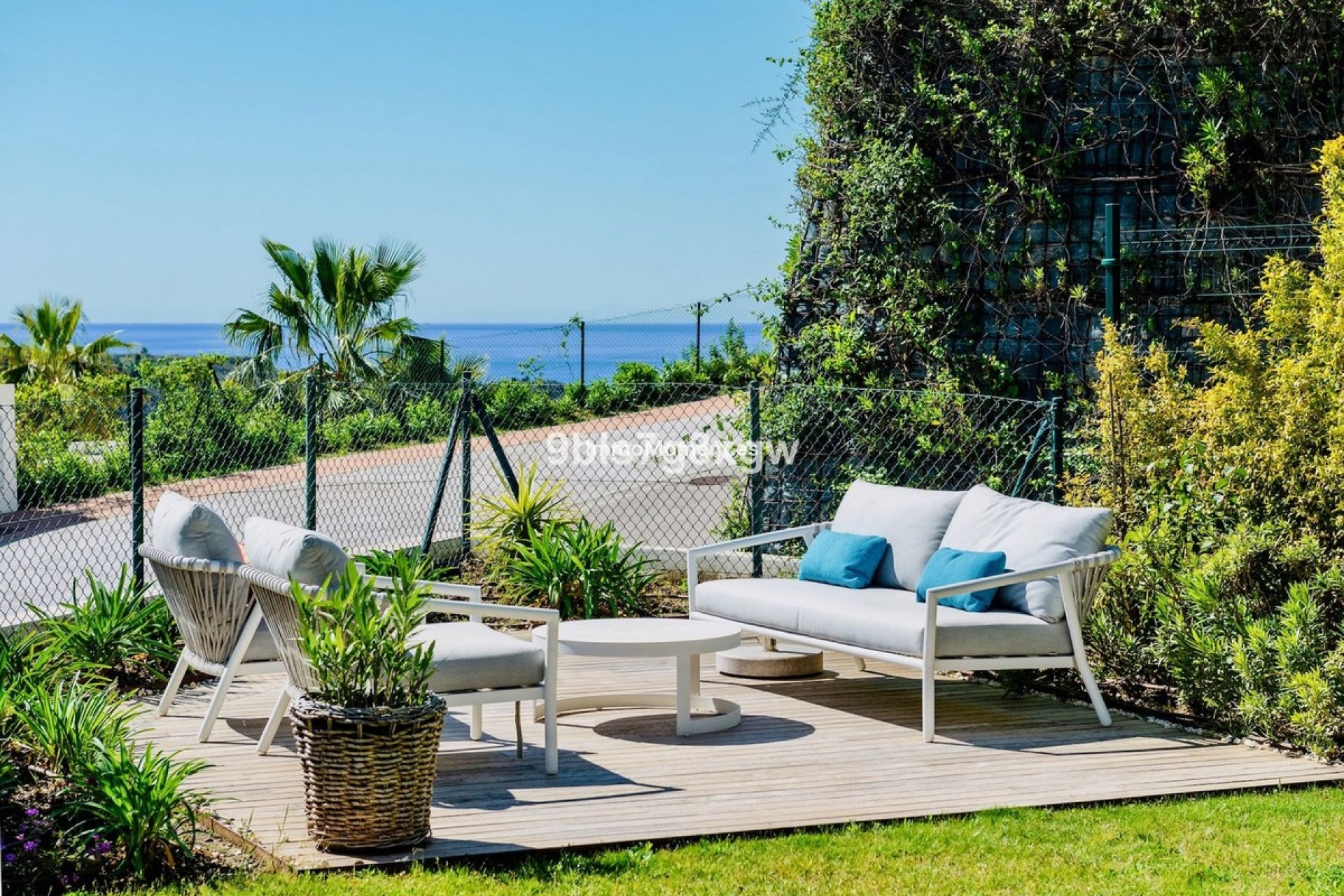 Resale - Apartment - Benahavís - Benahavís Centro