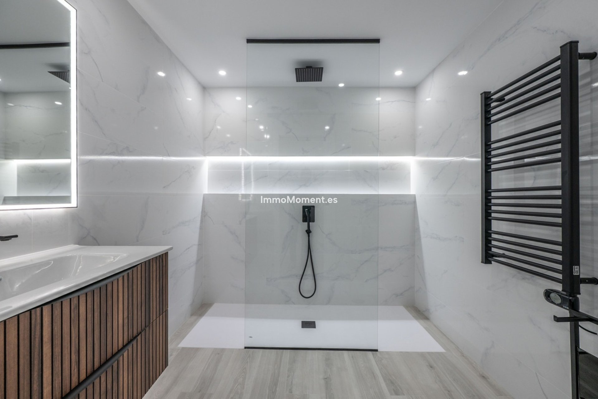 Resale - Apartment - Benahavís - Benahavís Centro