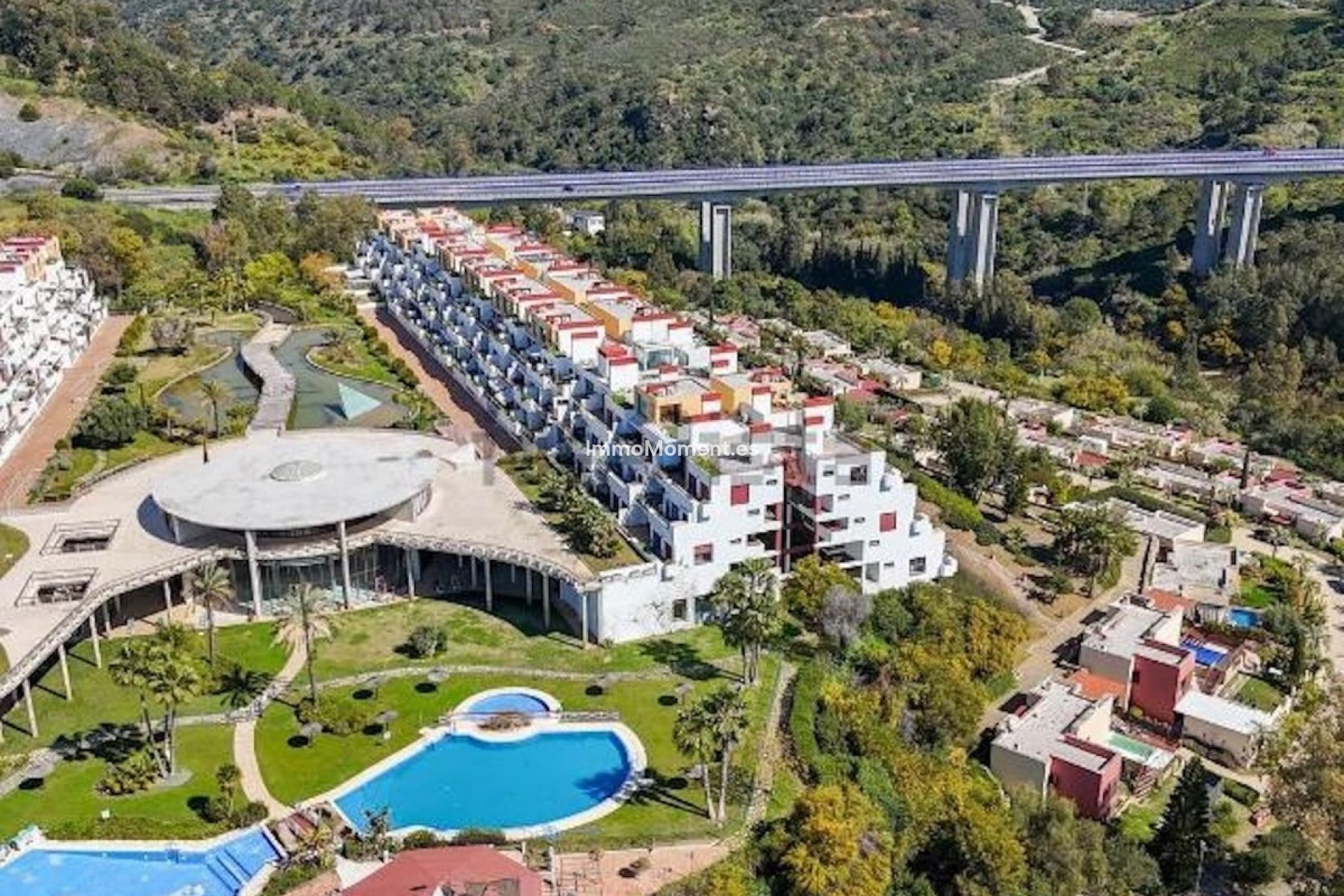 Resale - Apartment - Benahavís - Benahavís Centro